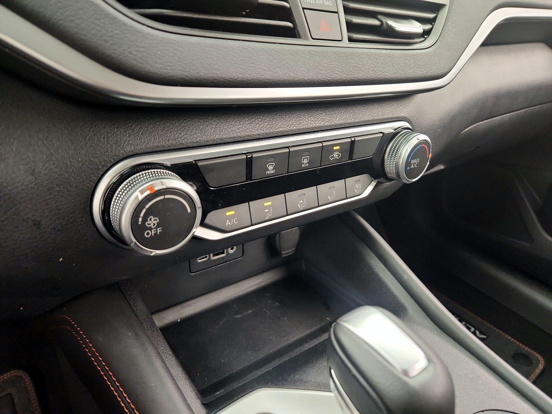 Thumbnail: 2022 Nissan Altima - 16