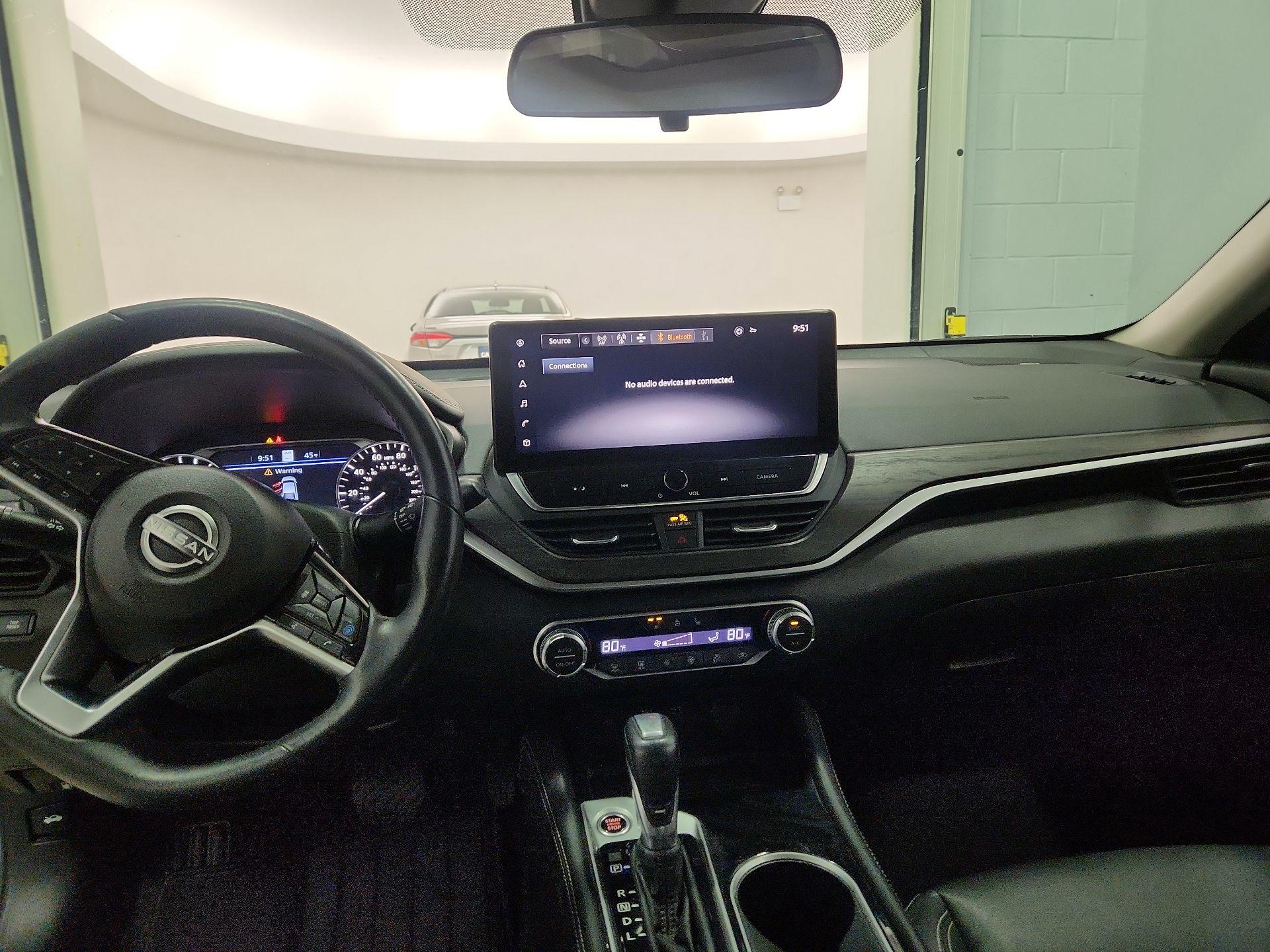 Thumbnail: 2023 Nissan Altima - 9