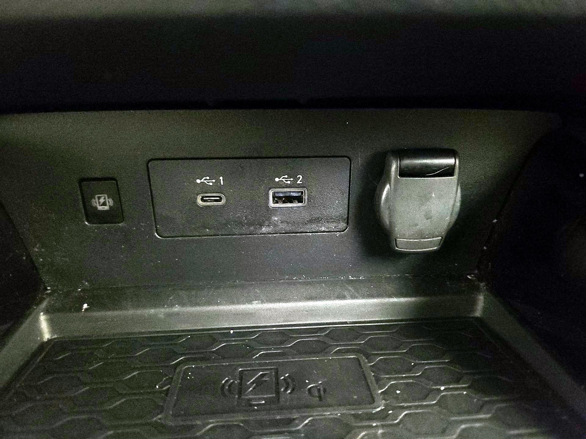 Thumbnail: 2023 Nissan Altima - 18