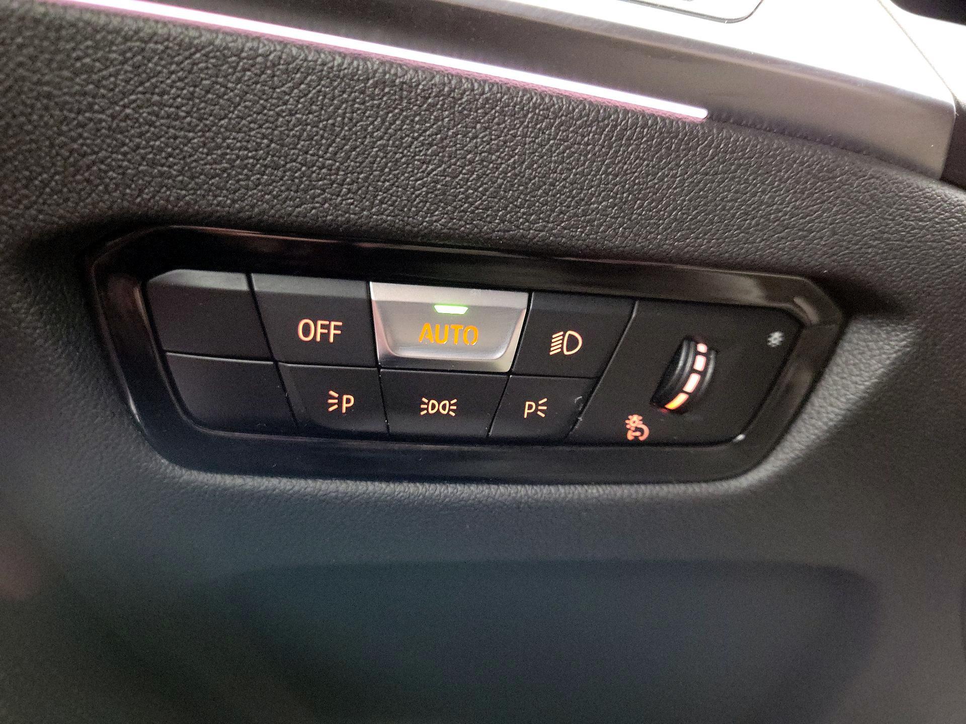 Thumbnail: 2023 BMW 3 Series - 13