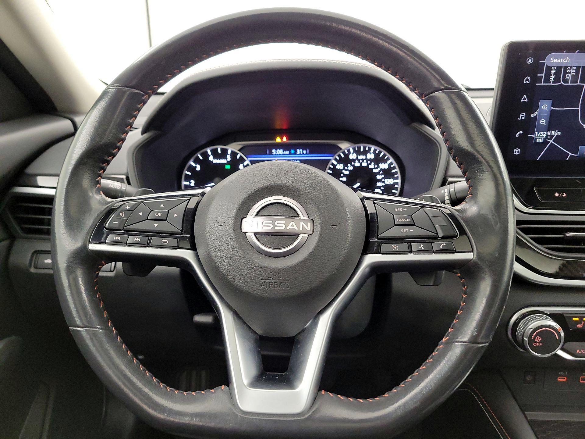 Thumbnail: 2023 Nissan Altima - 10