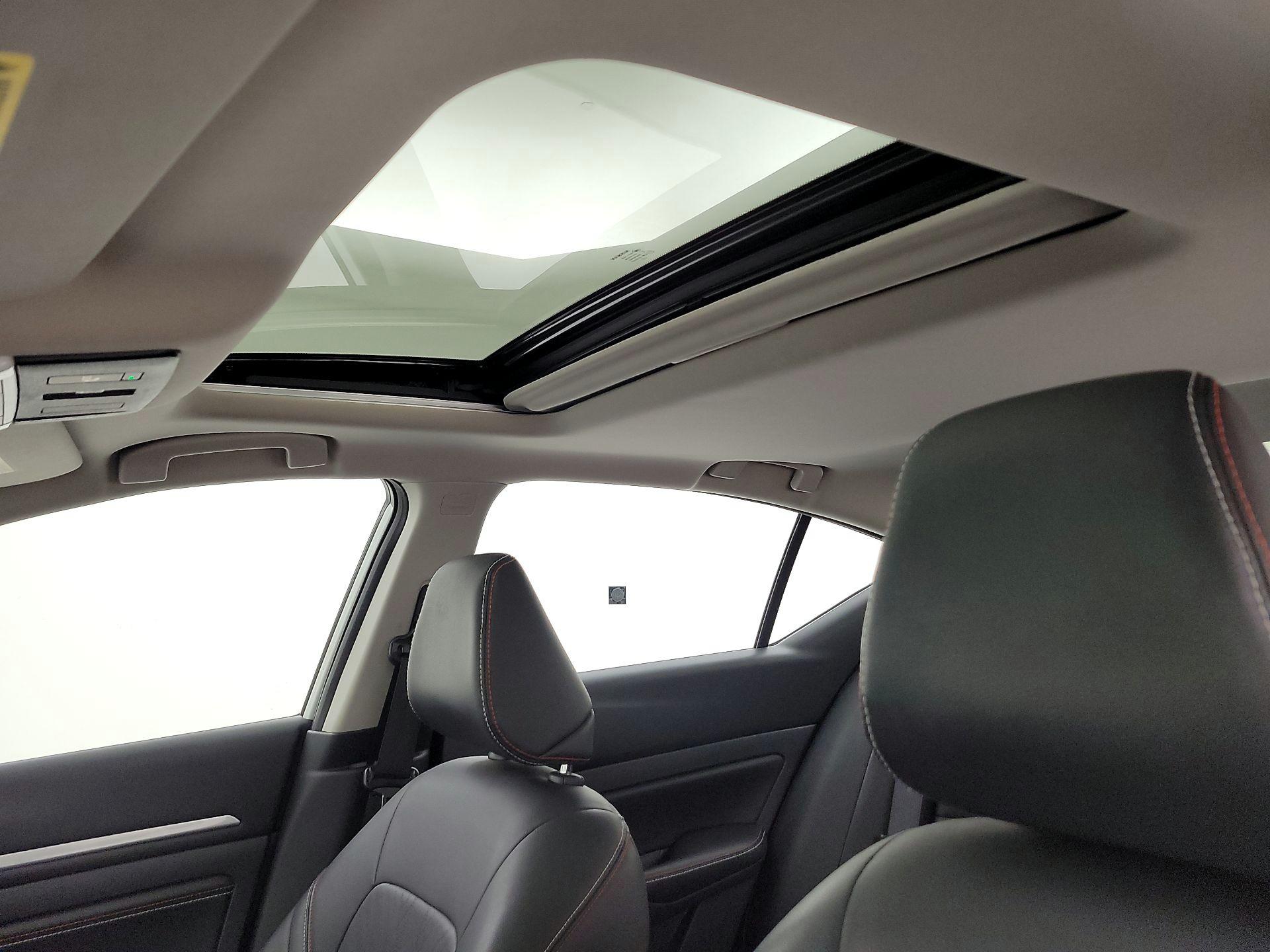 Thumbnail: 2023 Nissan Altima - 20