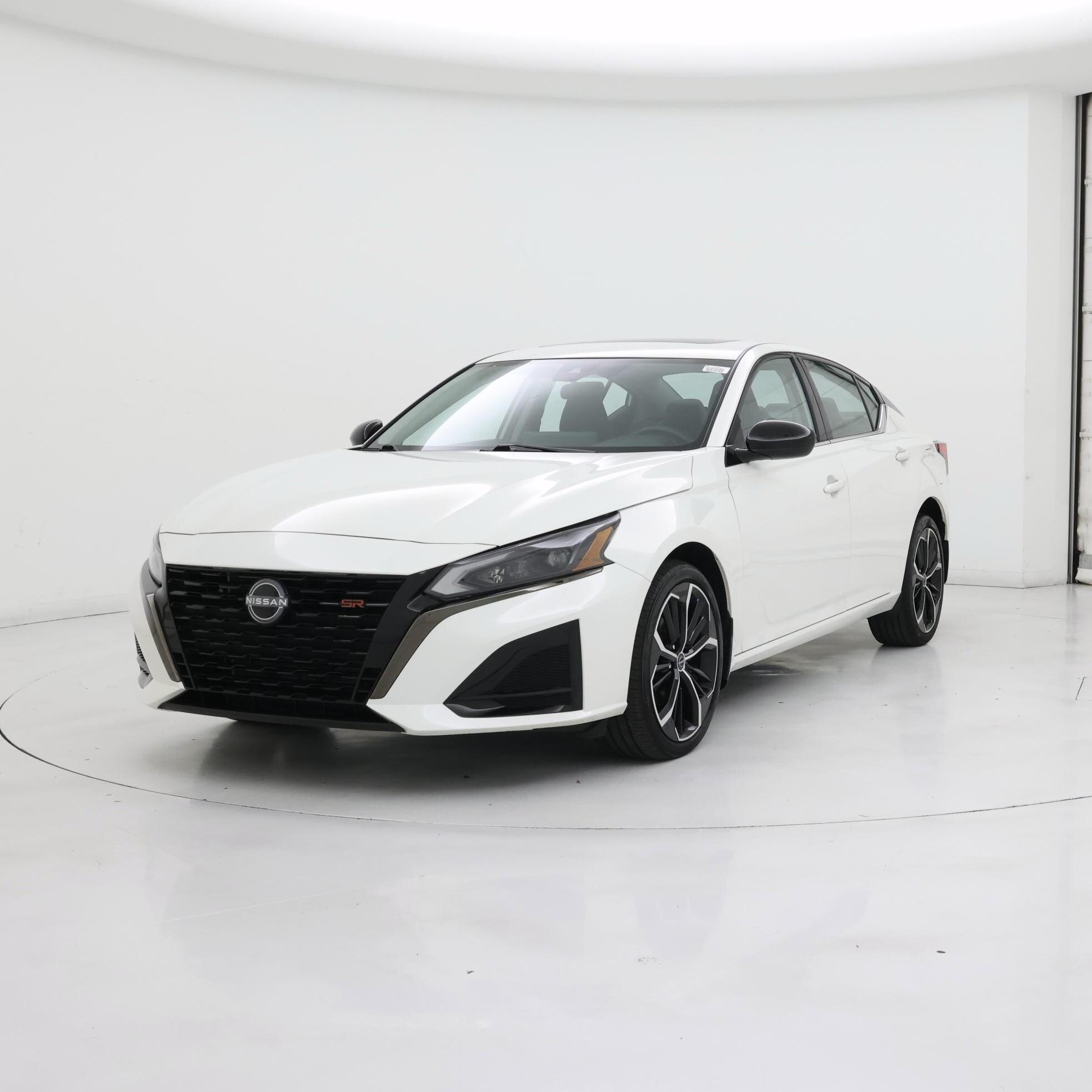 Thumbnail: 2023 Nissan Altima - 4