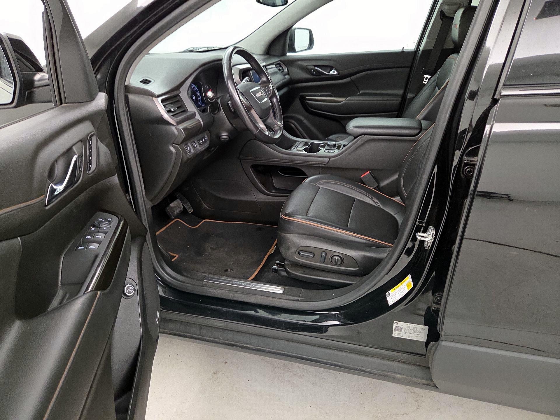 Thumbnail: 2022 GMC Acadia - 11