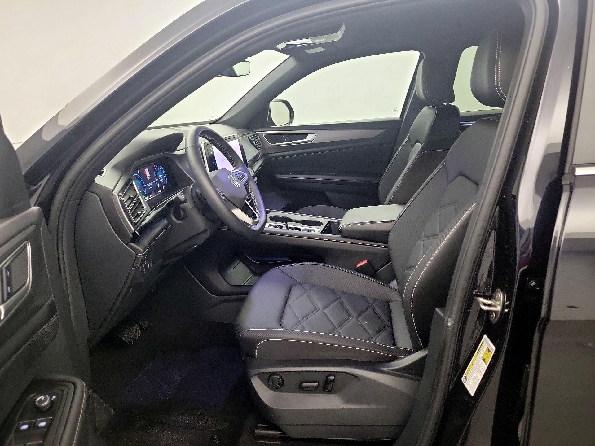 Thumbnail: 2024 Volkswagen Atlas - 9