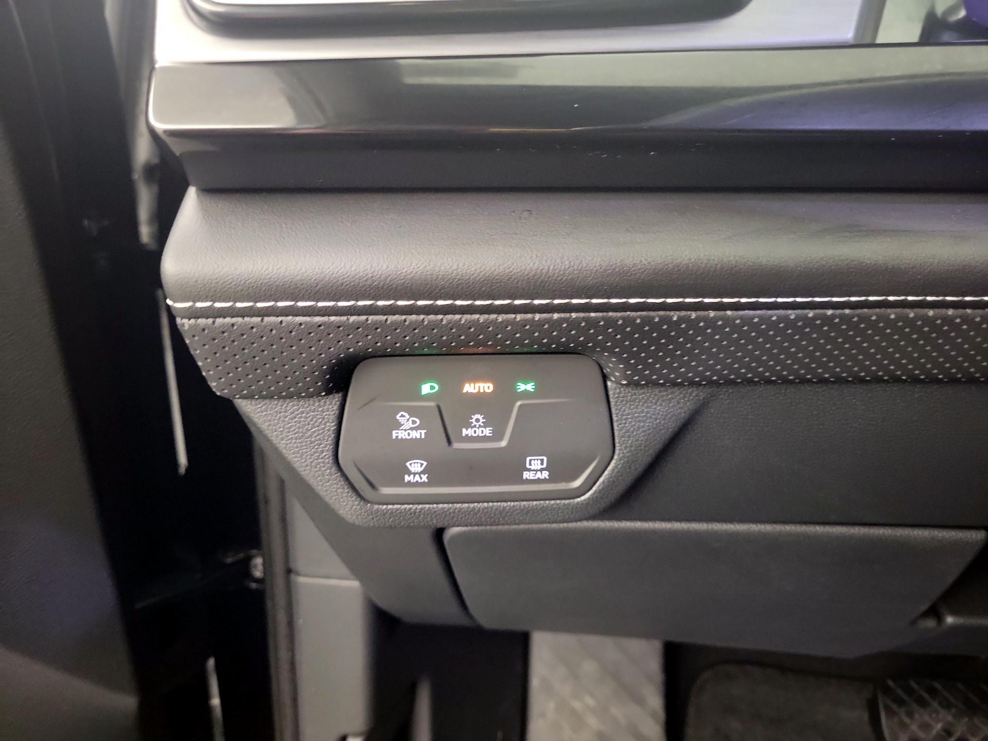 Thumbnail: 2024 Volkswagen Atlas - 11