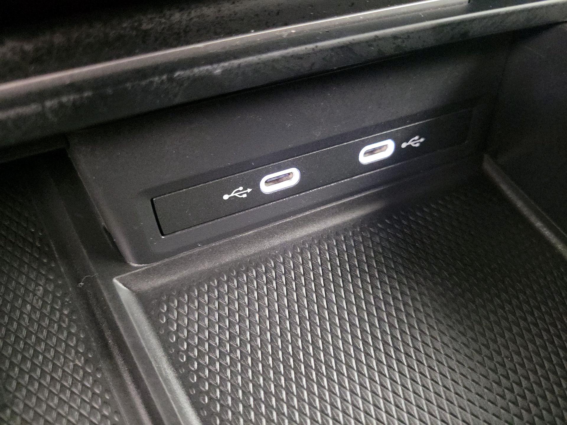 Thumbnail: 2024 Volkswagen Atlas - 16