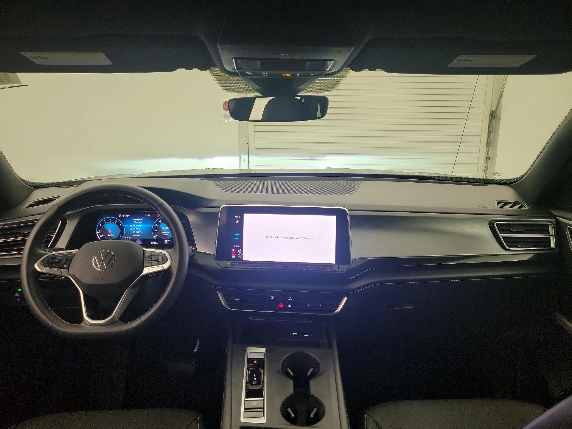 Thumbnail: 2024 Volkswagen Atlas - 8