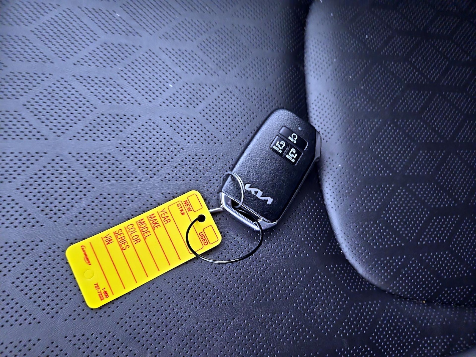2024 Kia Carnival LX Seat Pkg - Photo 24