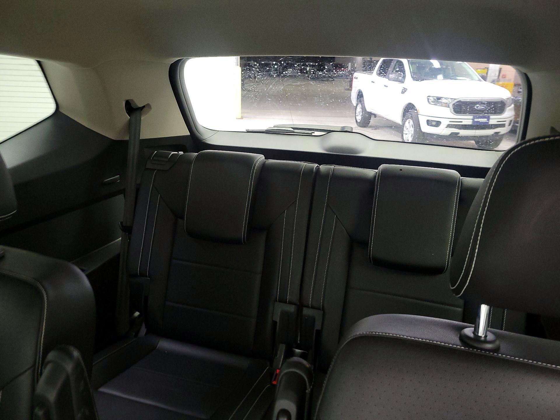 Thumbnail: 2023 Volkswagen Atlas - 19