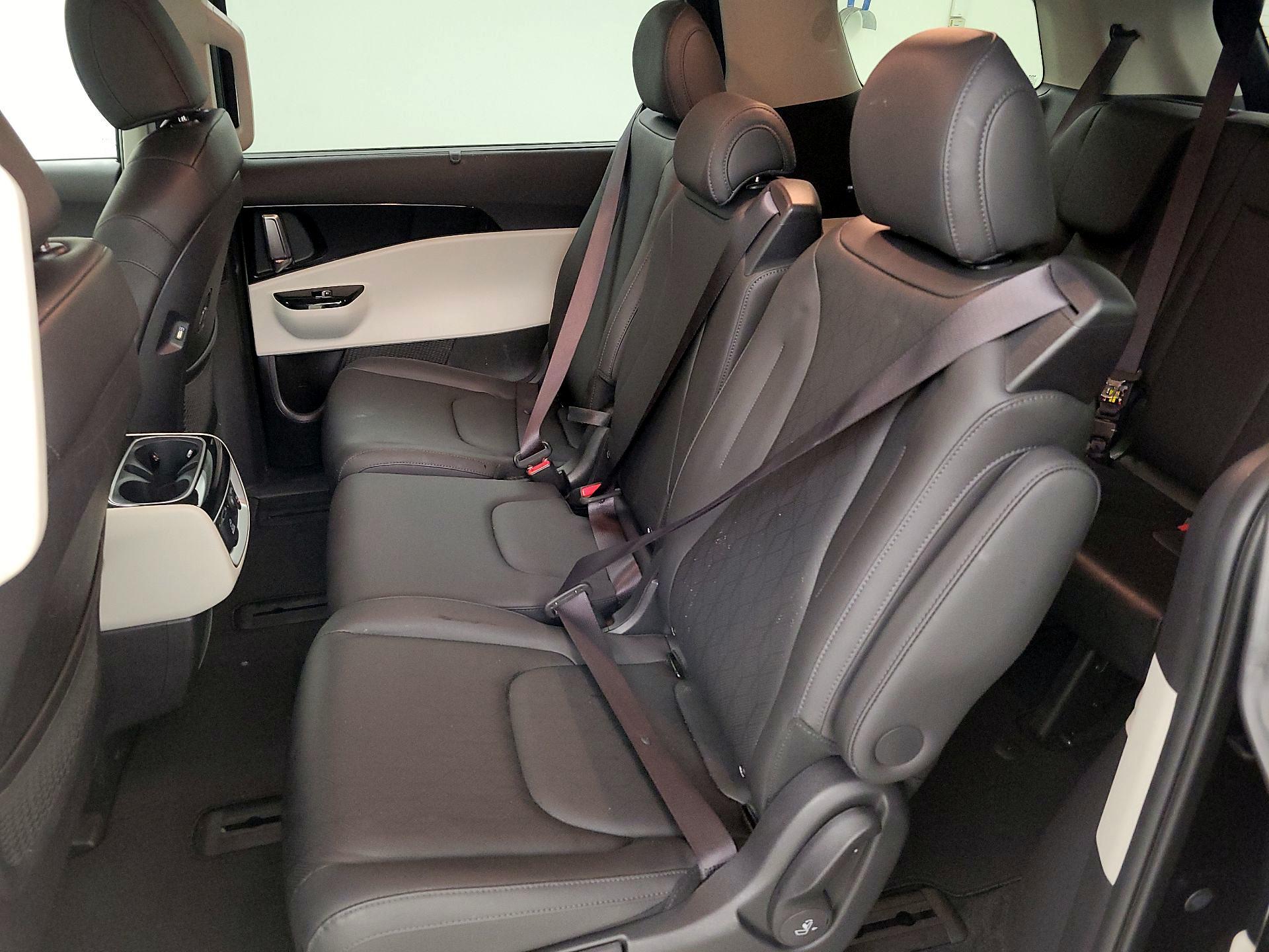 Thumbnail: 2024 Kia Carnival - 20