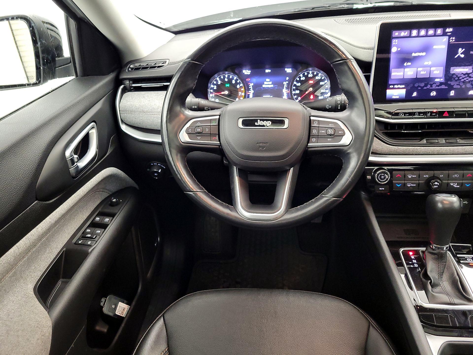 Thumbnail: 2022 Jeep Compass - 10