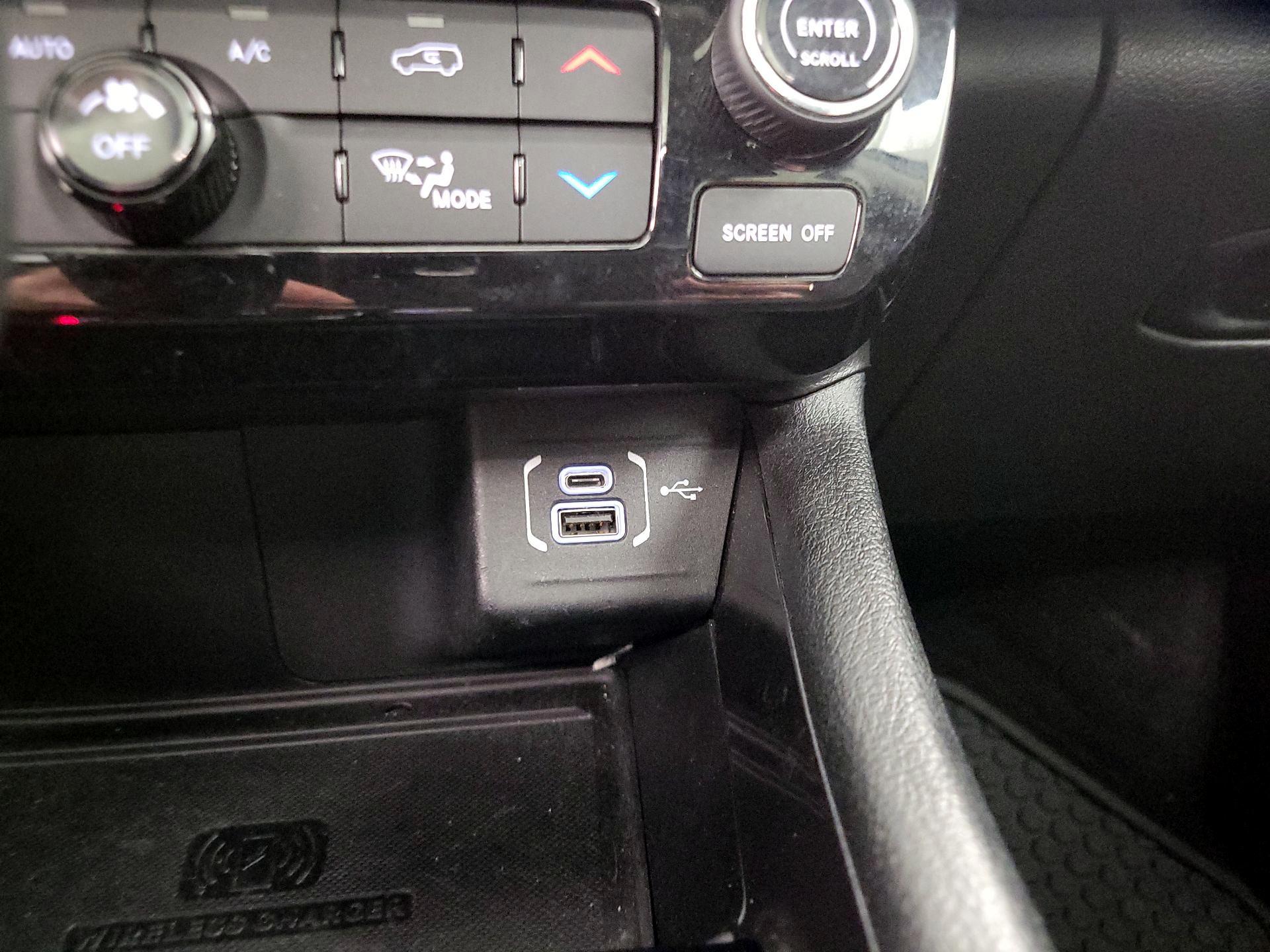 Thumbnail: 2022 Jeep Compass - 18