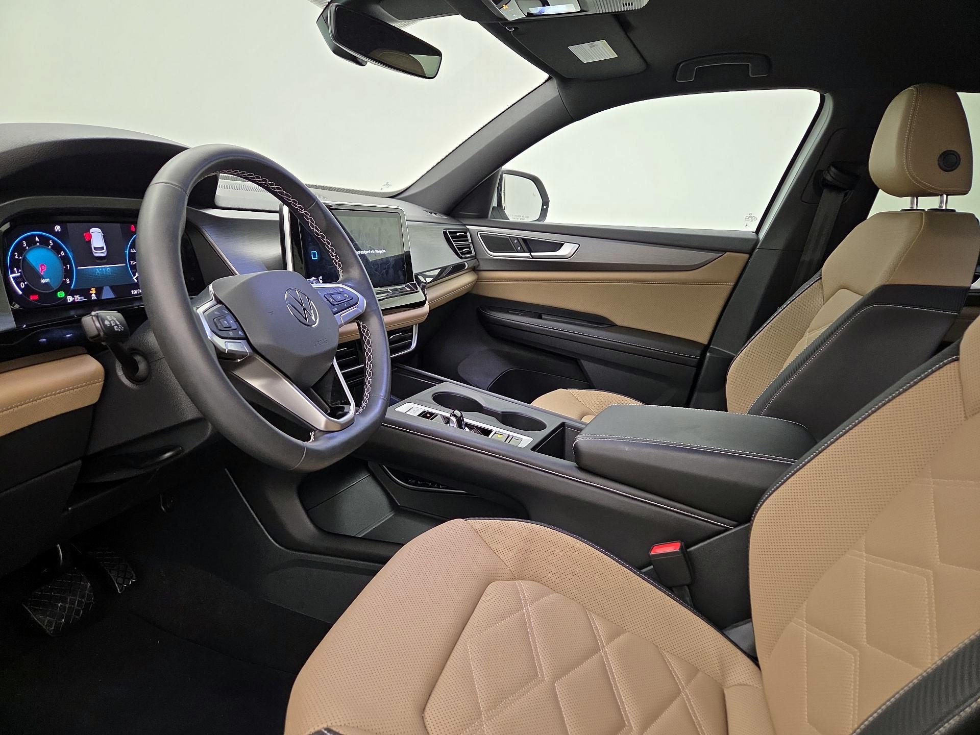 Thumbnail: 2024 Volkswagen Atlas - 11