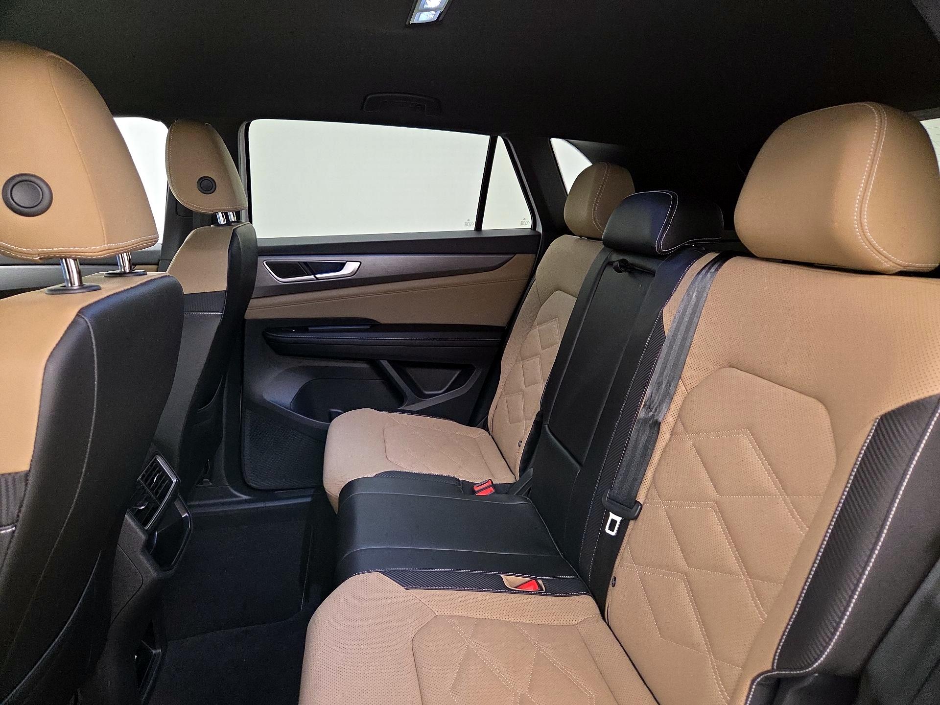 Thumbnail: 2024 Volkswagen Atlas - 19