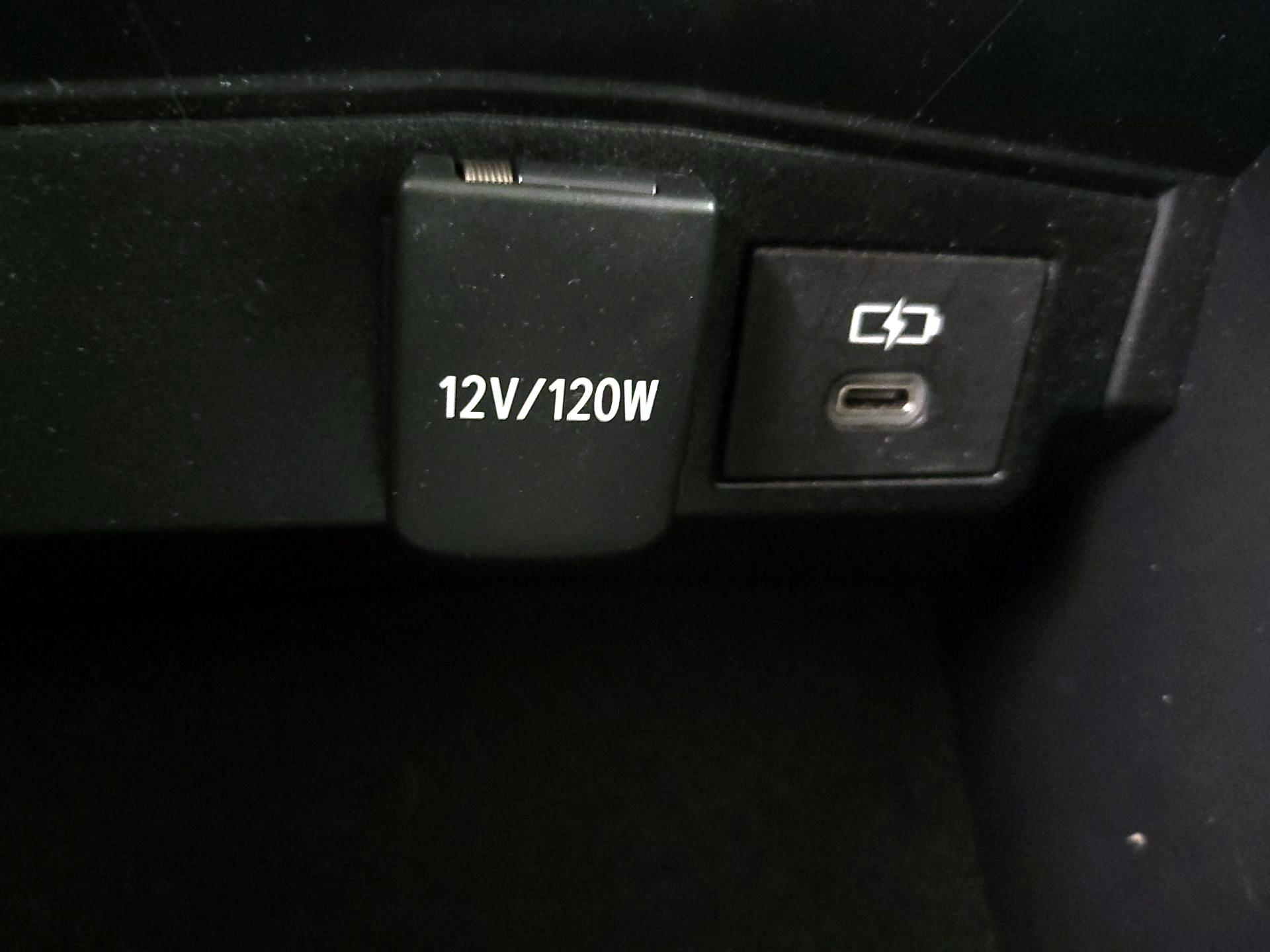 Thumbnail: 2024 Toyota Corolla - 18