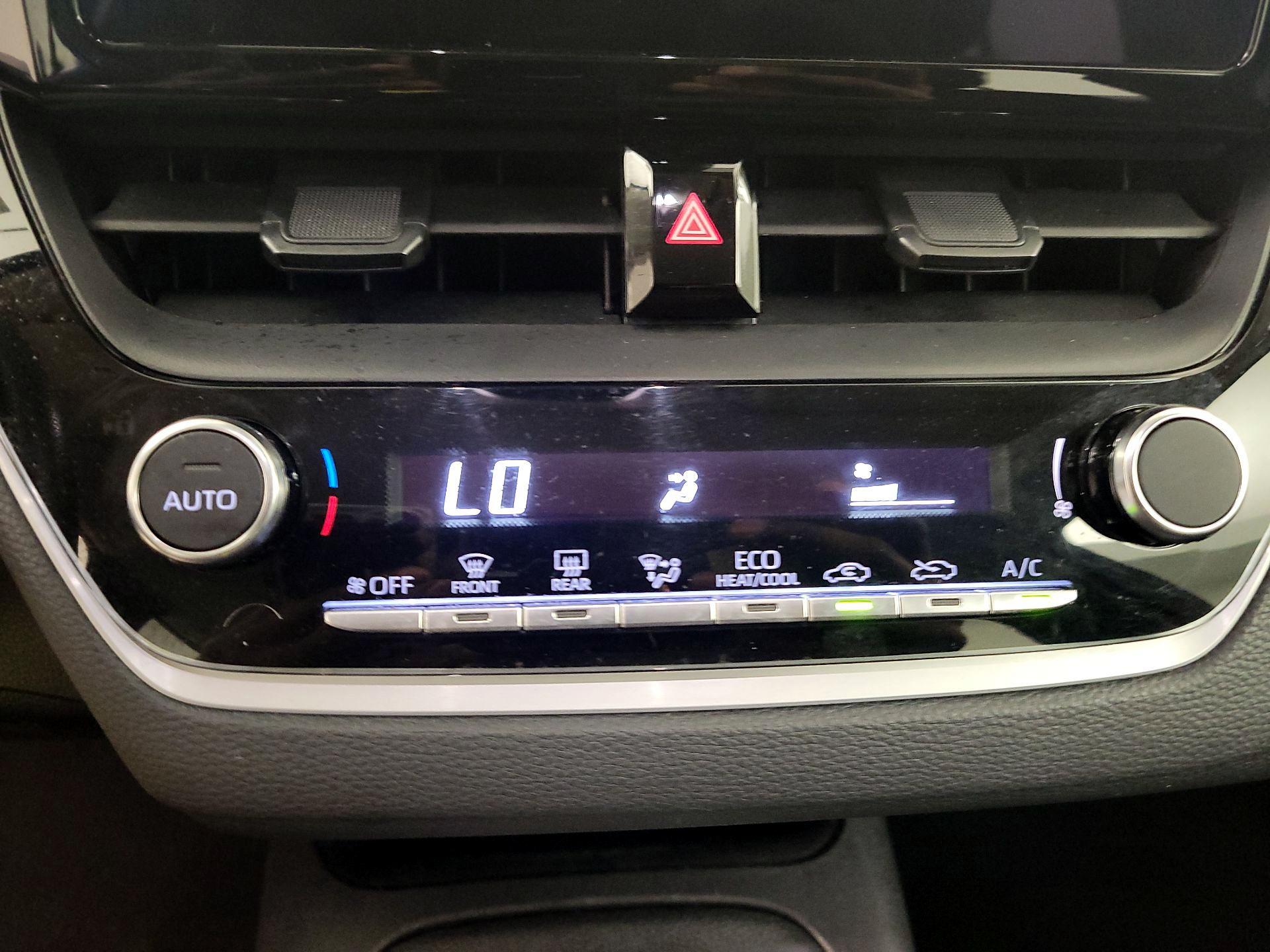 Thumbnail: 2024 Toyota Corolla - 16