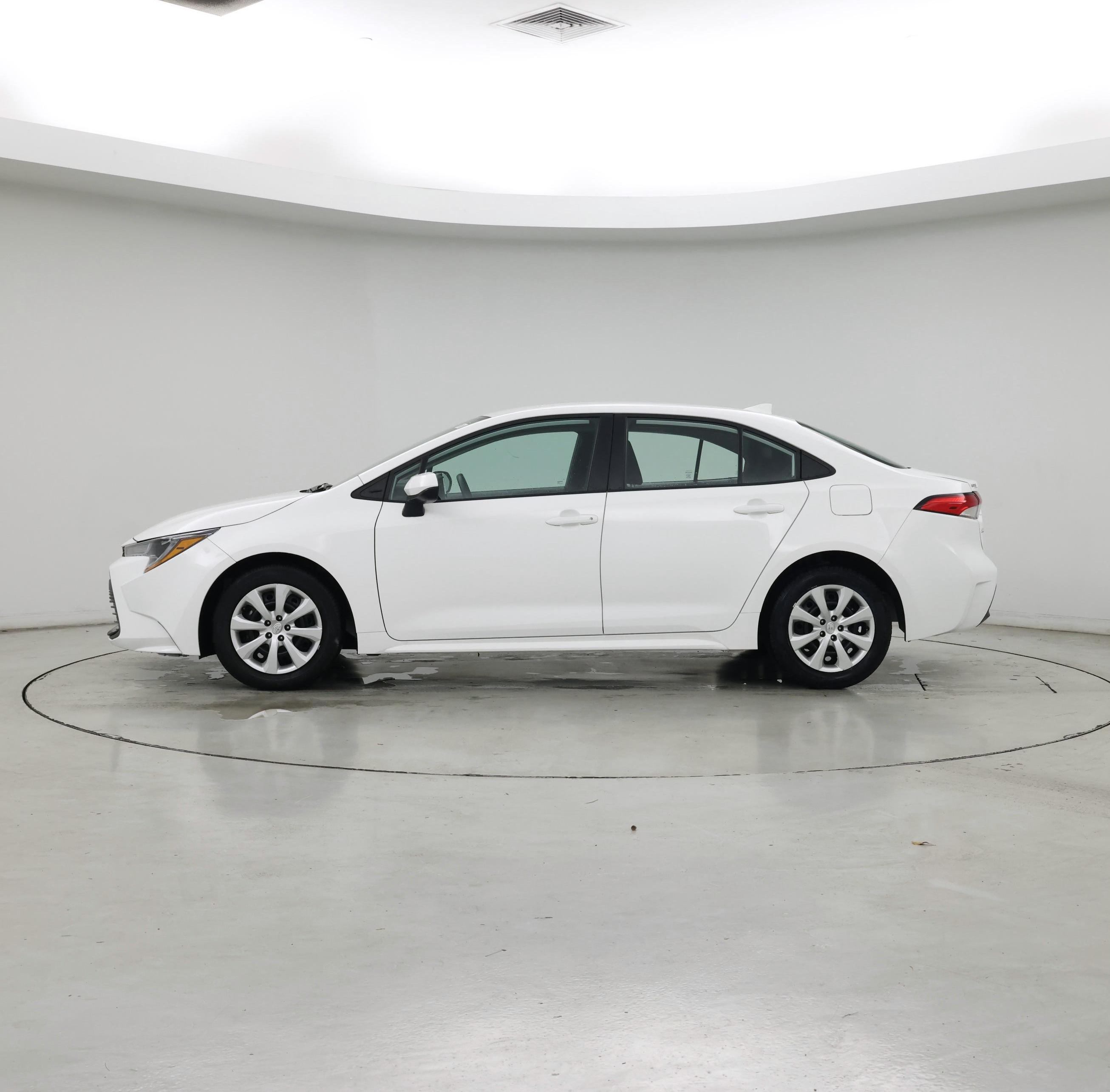 Thumbnail: 2024 Toyota Corolla - 3