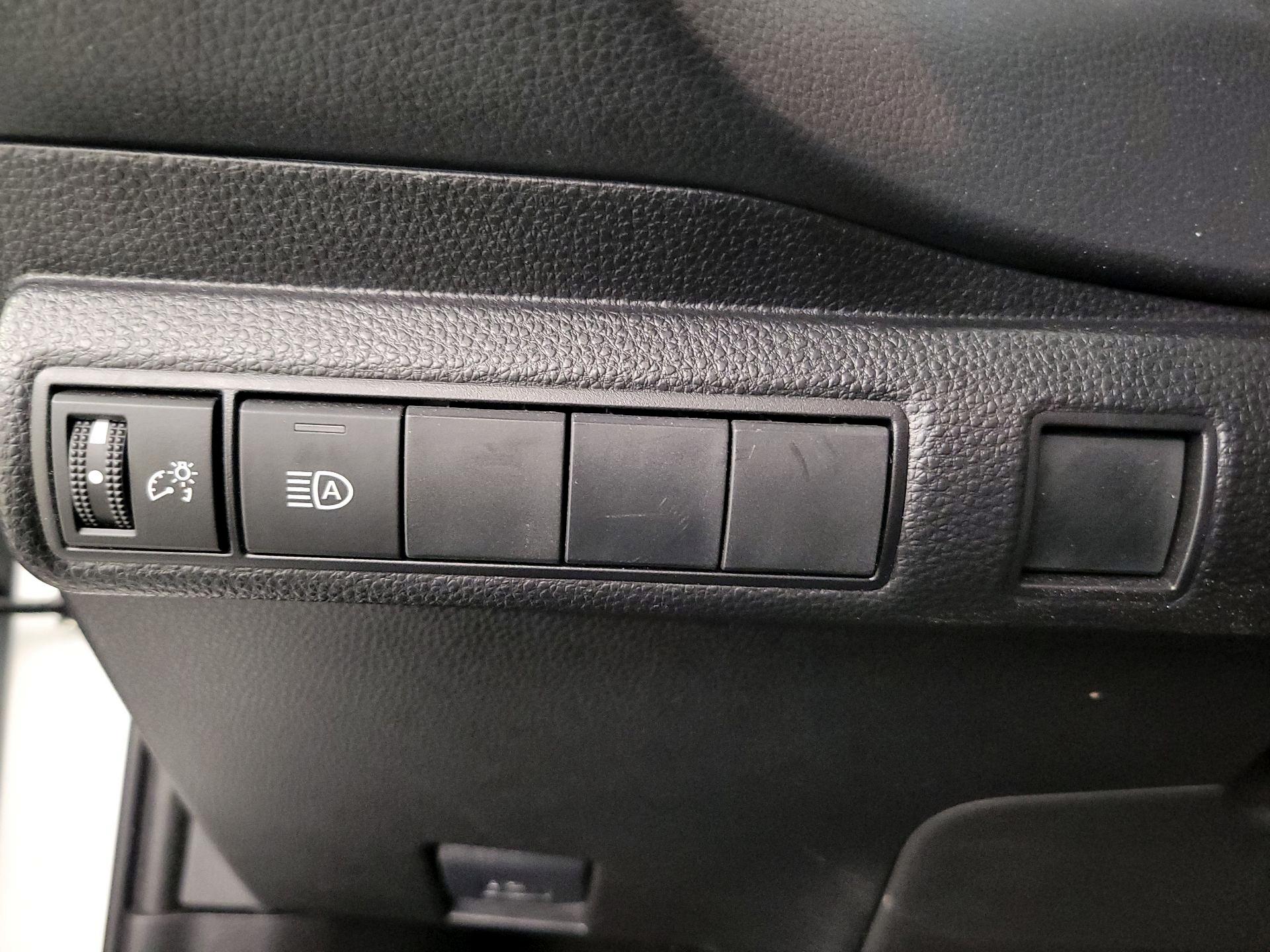 Thumbnail: 2022 Toyota Corolla - 13