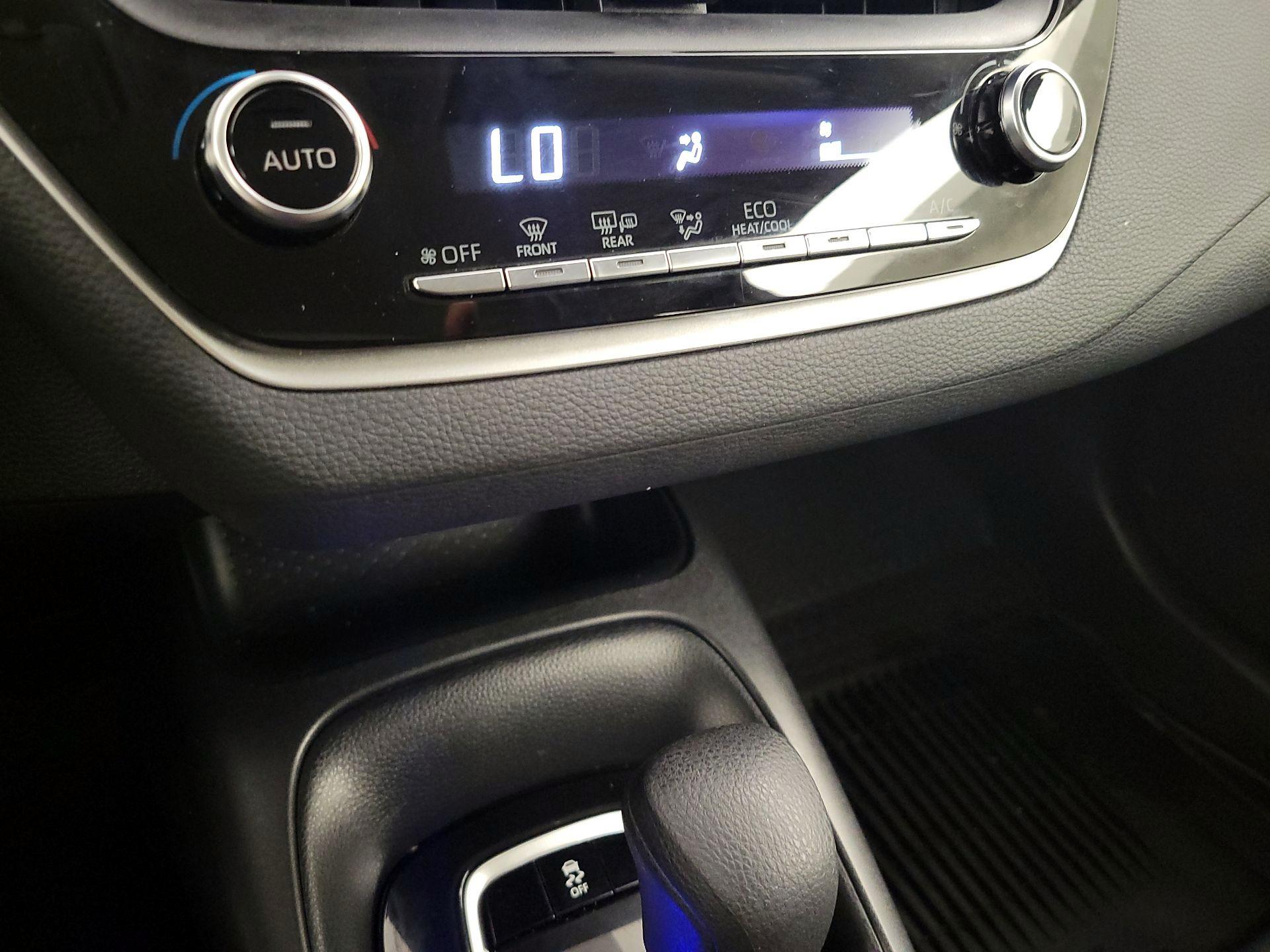 Thumbnail: 2022 Toyota Corolla - 16