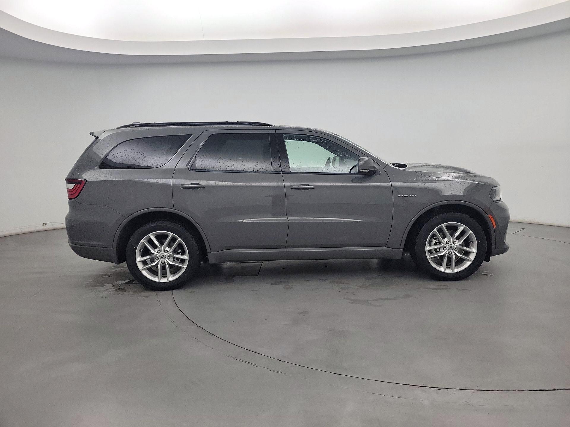 Thumbnail: 2022 Dodge Durango - 4