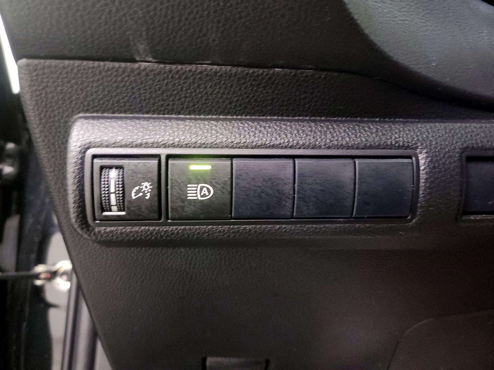 Thumbnail: 2022 Toyota Corolla - 13