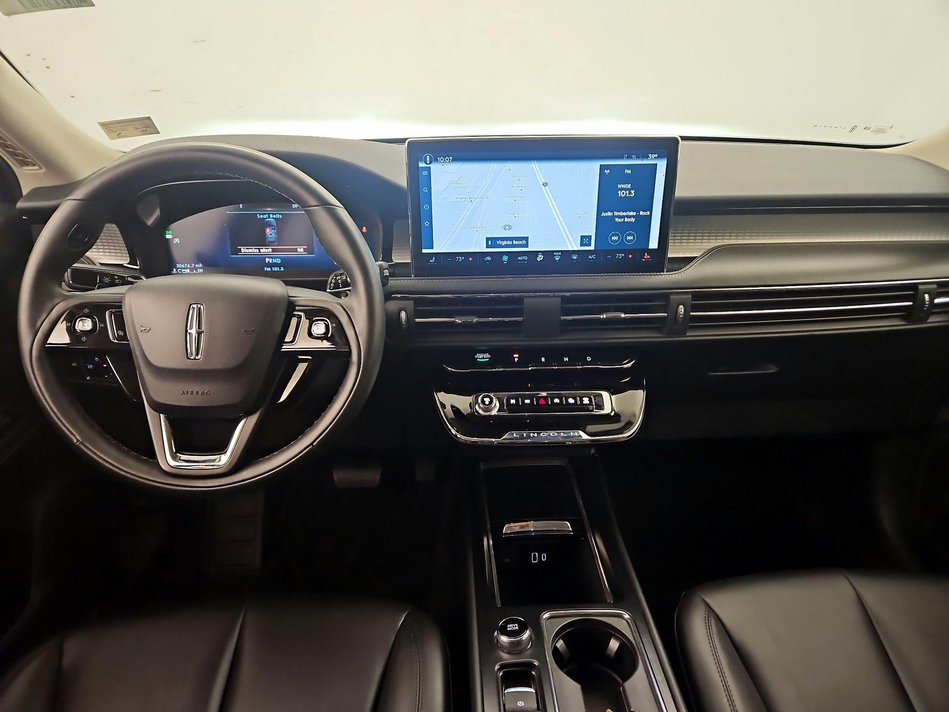 Thumbnail: 2023 Lincoln Corsair - 9