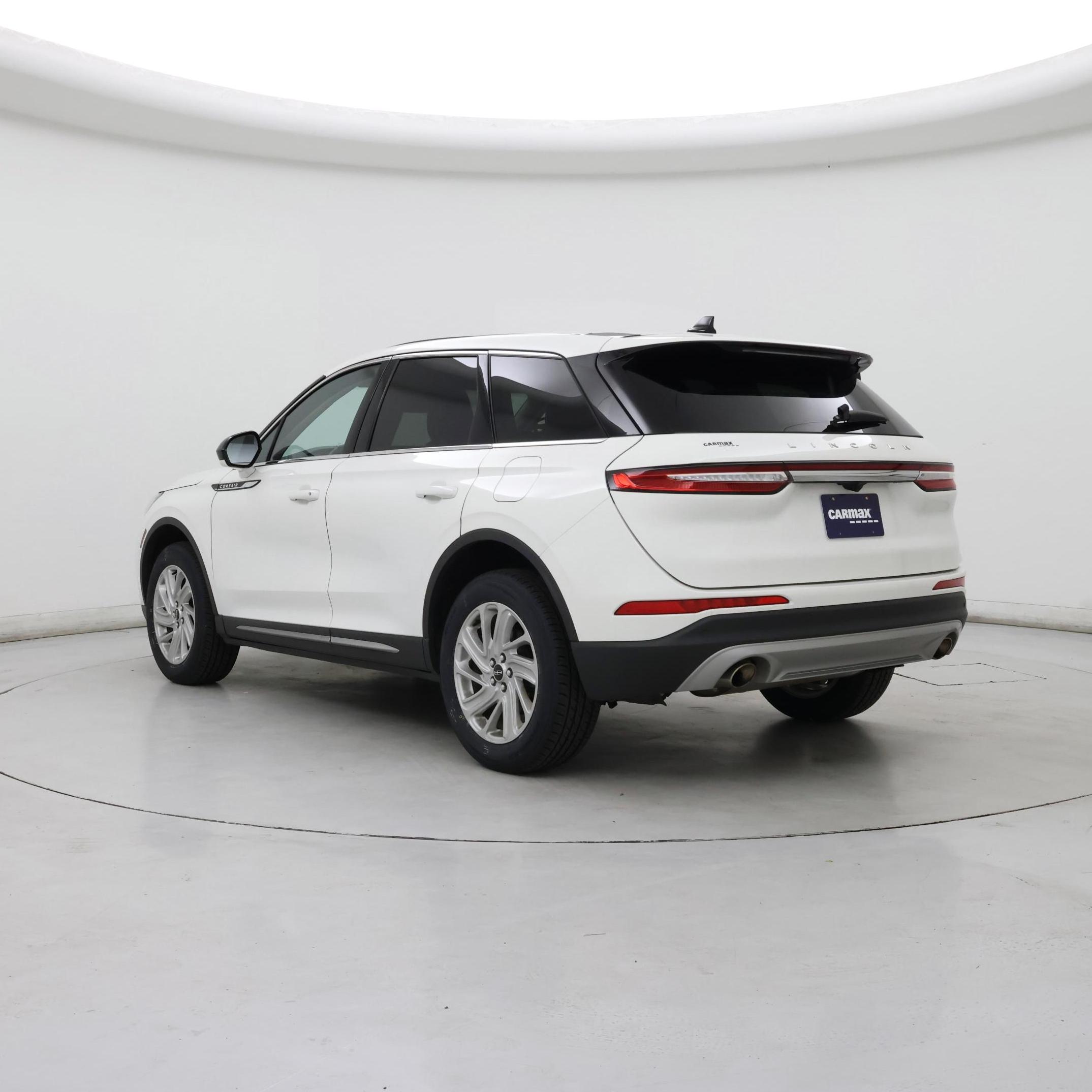 Thumbnail: 2023 Lincoln Corsair - 2