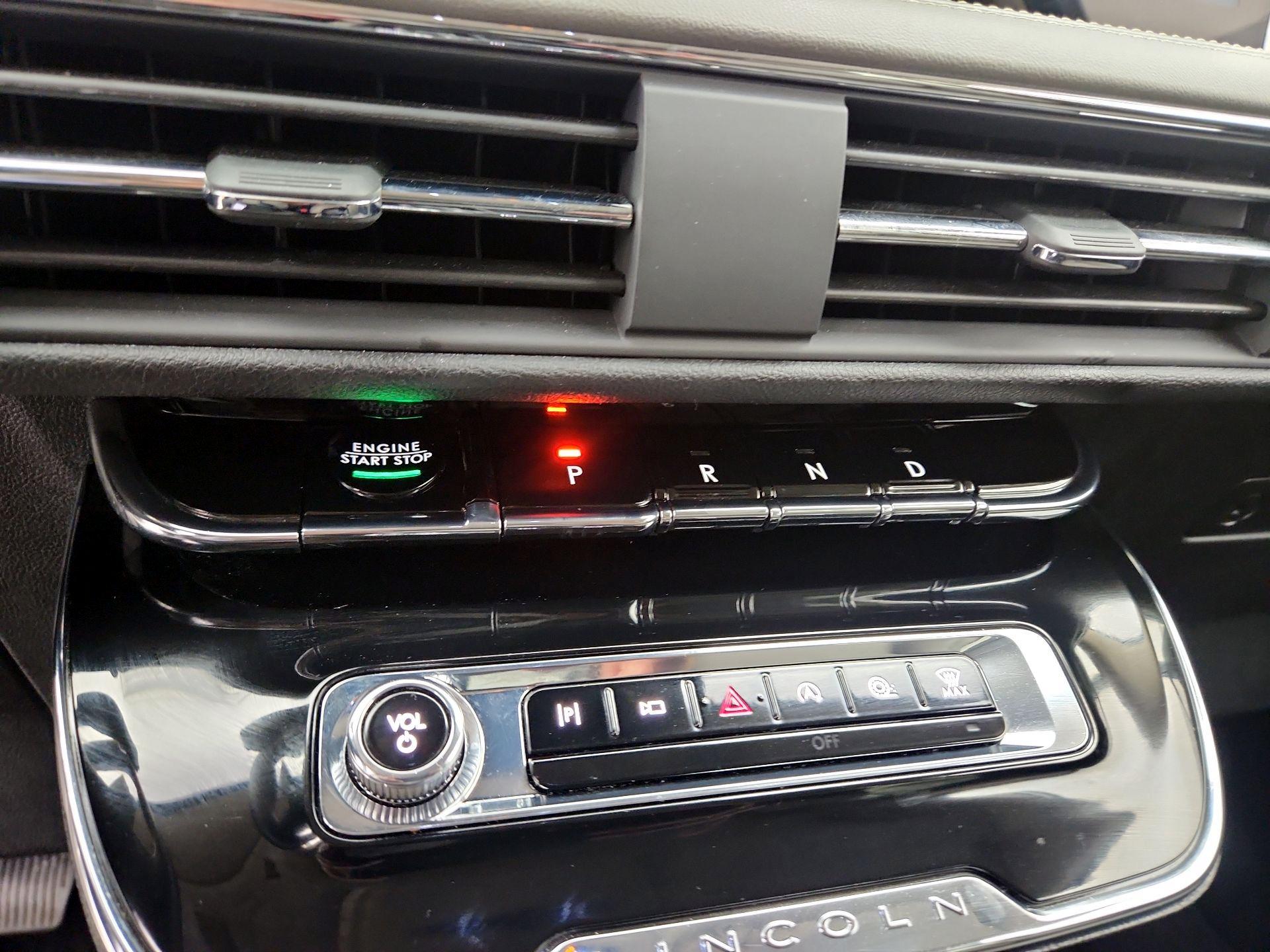 Thumbnail: 2024 Lincoln Corsair - 18