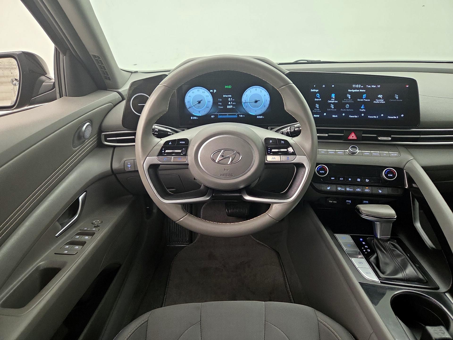 Thumbnail: 2023 Hyundai Elantra - 10