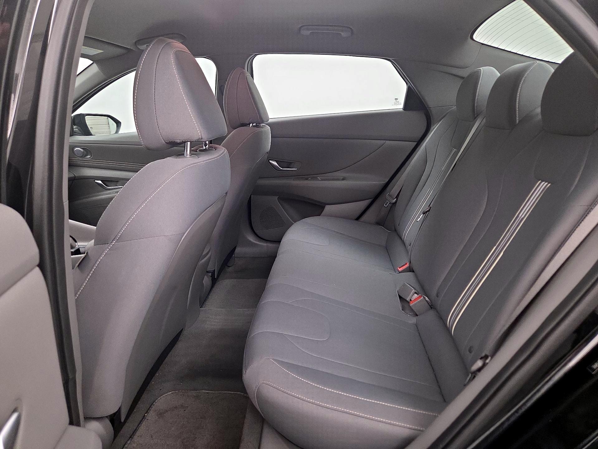 Thumbnail: 2023 Hyundai Elantra - 20