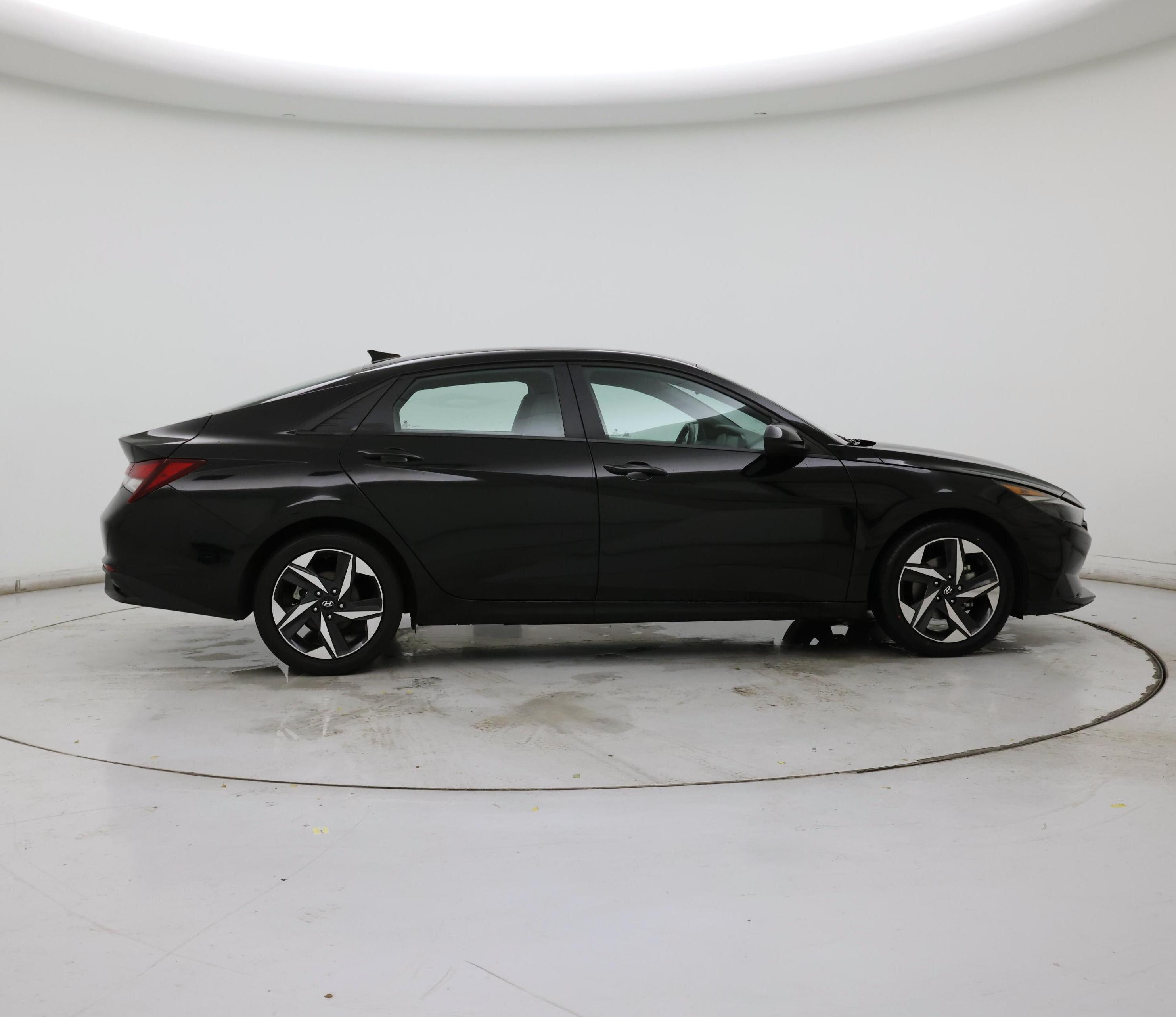 Thumbnail: 2023 Hyundai Elantra - 7