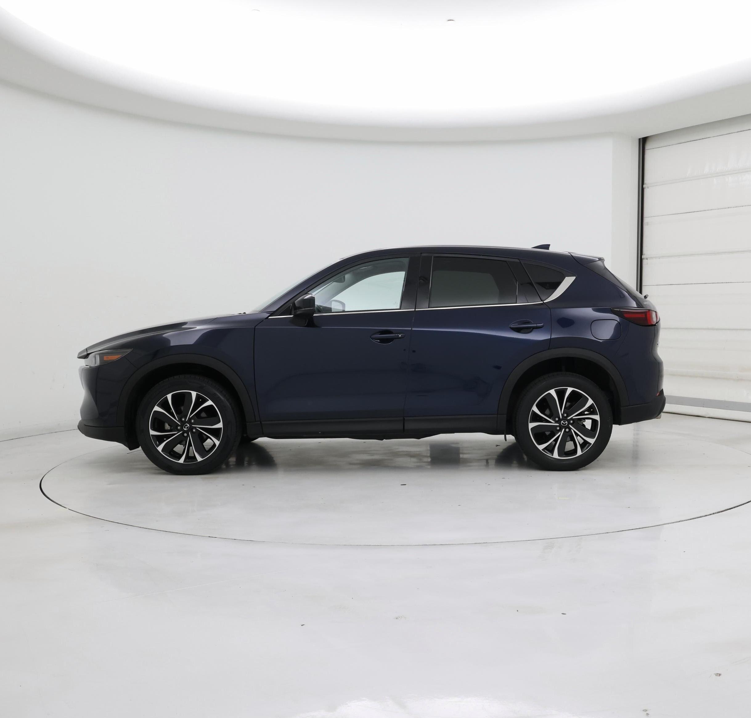 Thumbnail: 2023 Mazda CX-5 - 3
