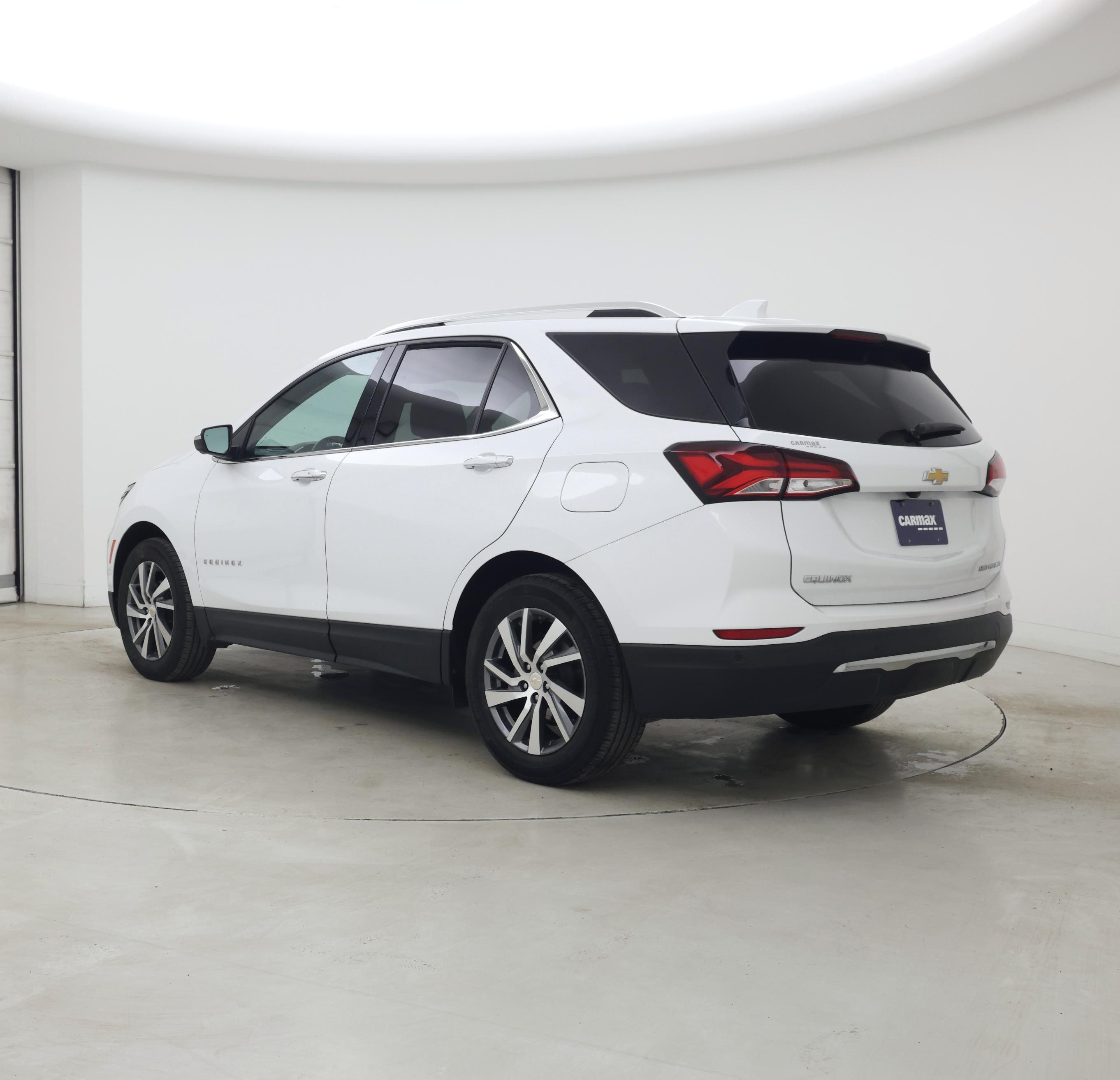 Thumbnail: 2022 Chevrolet Equinox - 2