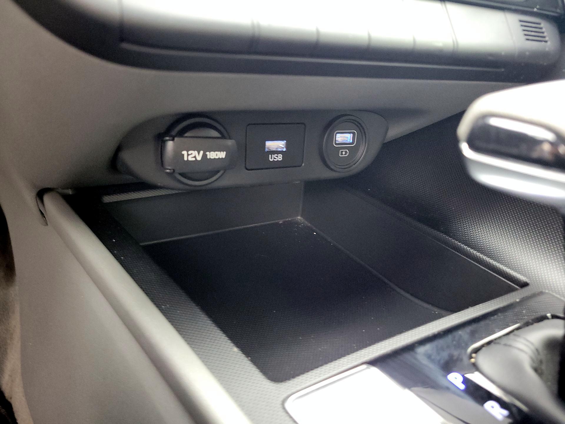 Thumbnail: 2023 Hyundai Elantra - 18