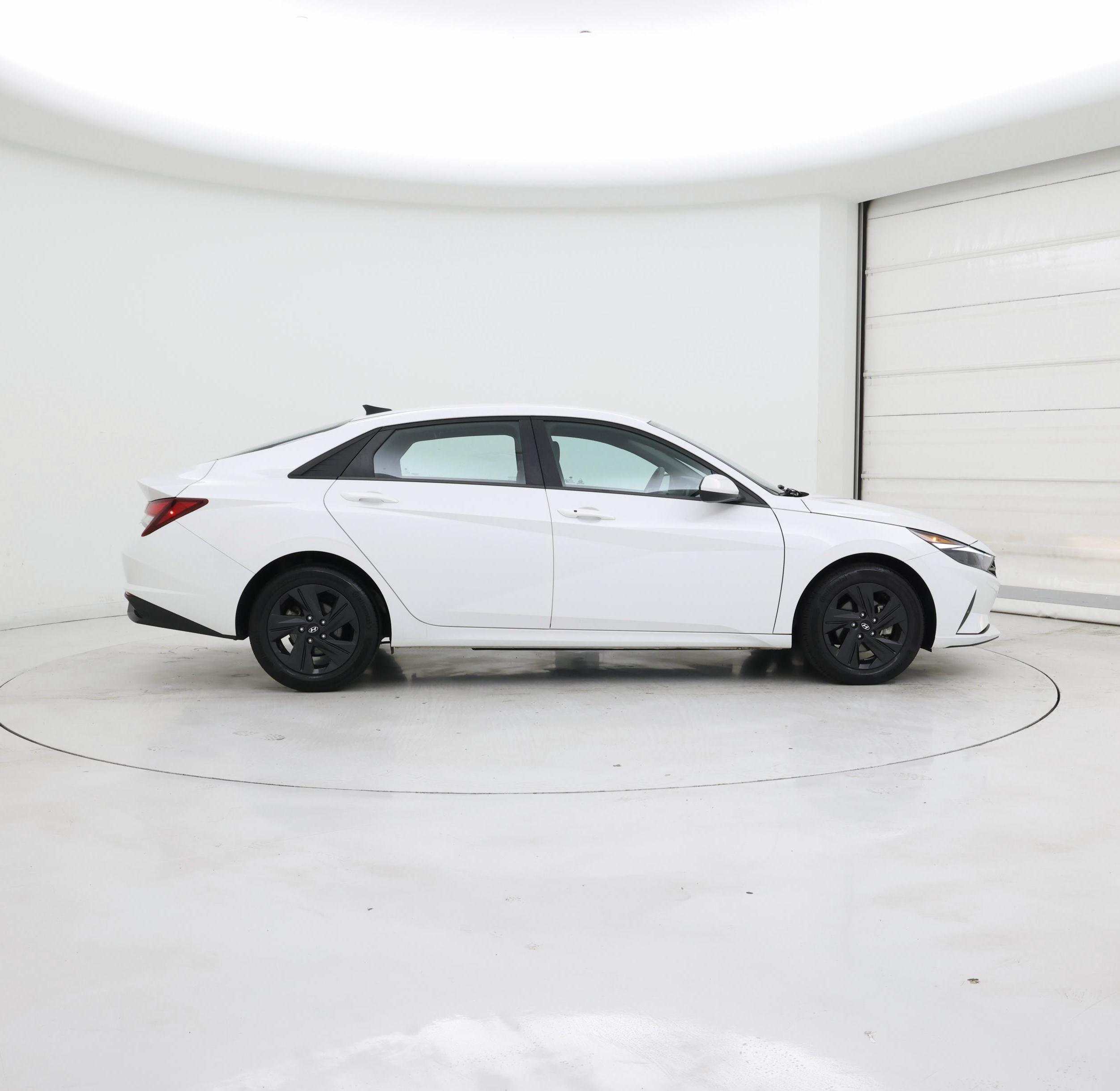 Thumbnail: 2023 Hyundai Elantra - 7