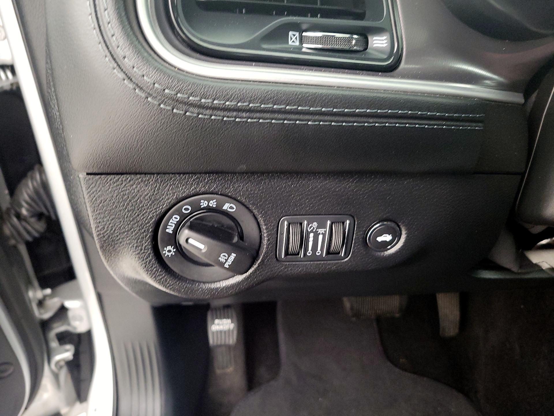 Thumbnail: 2022 Dodge Challenger - 13