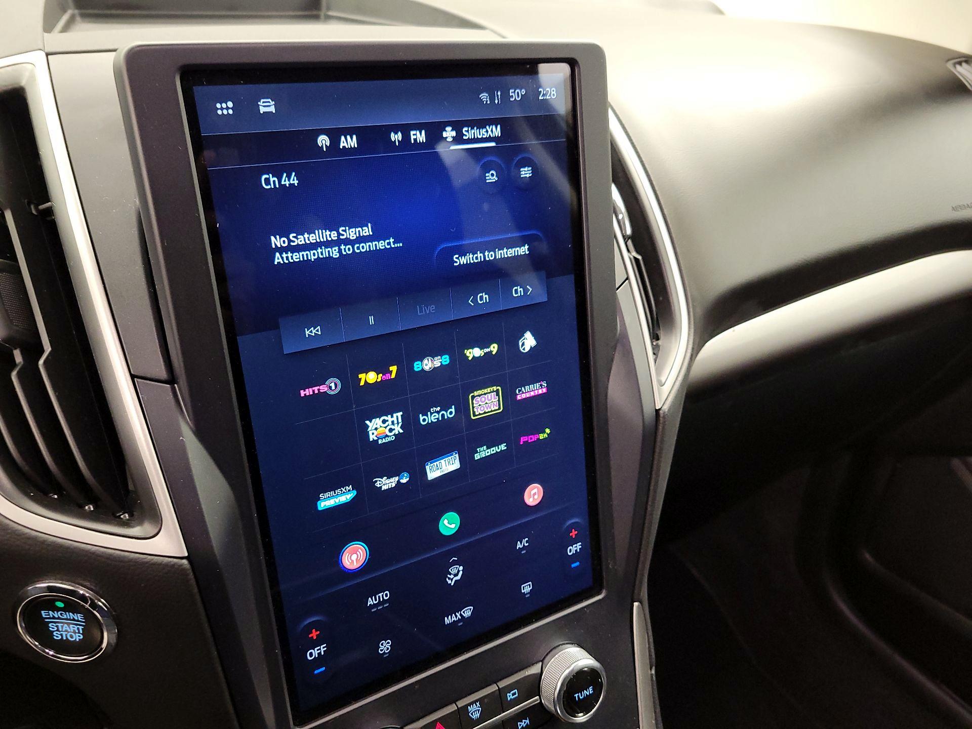 Thumbnail: 2023 Ford Edge - 15