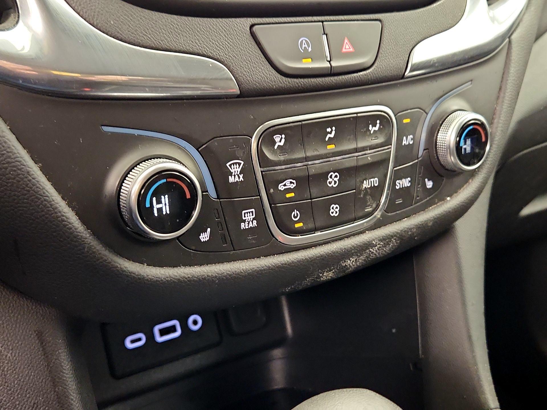 Thumbnail: 2023 Chevrolet Equinox - 16