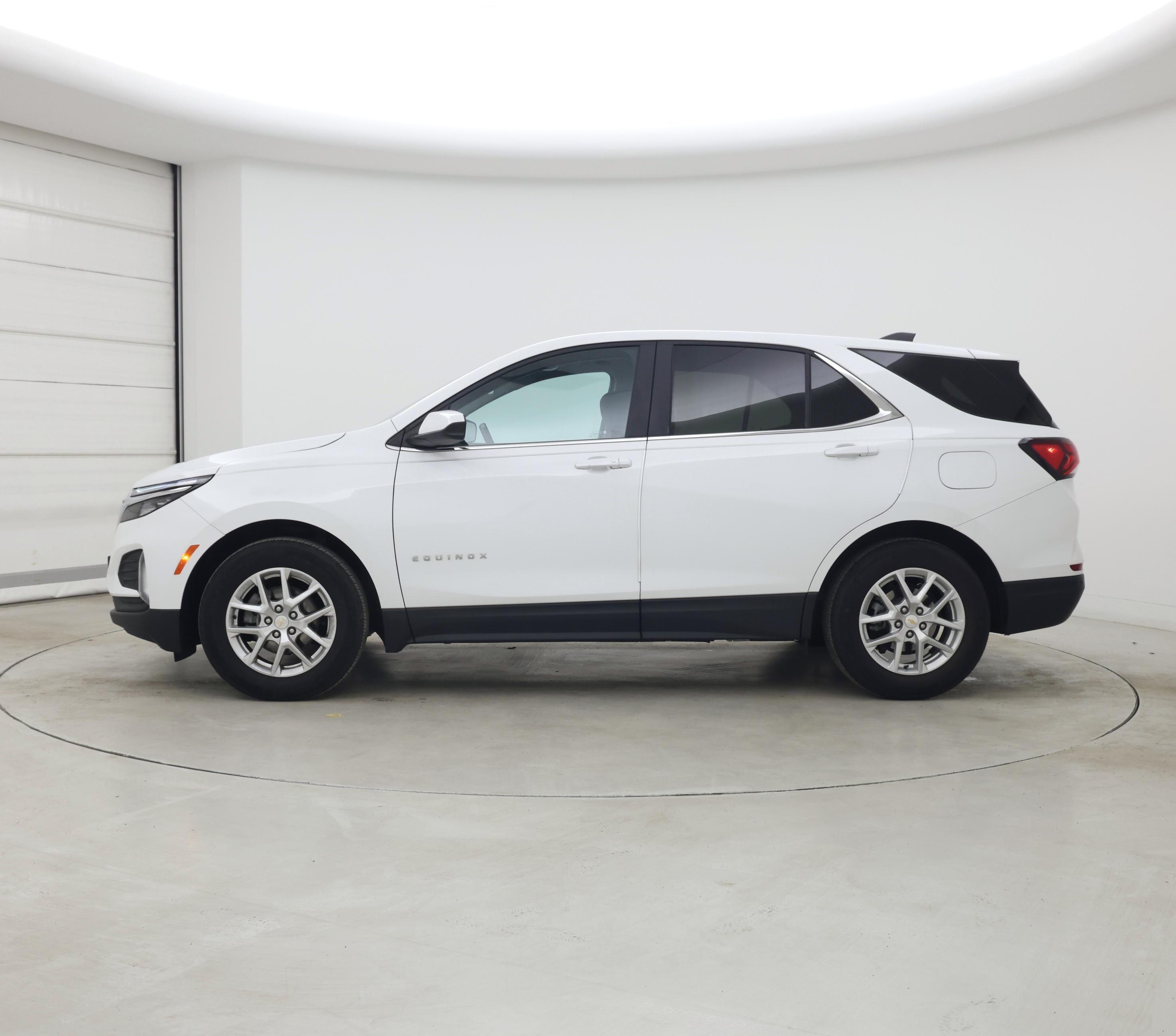 Thumbnail: 2023 Chevrolet Equinox - 3