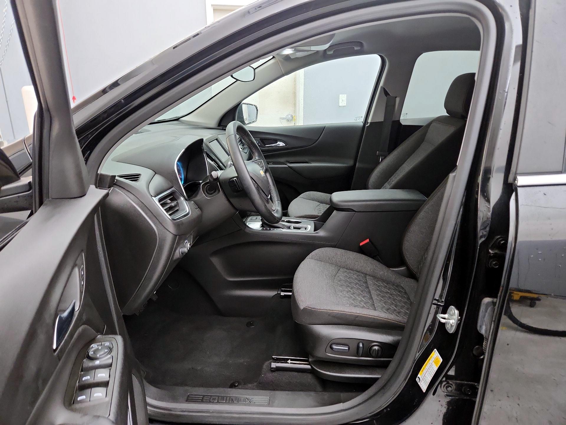 Thumbnail: 2023 Chevrolet Equinox - 11