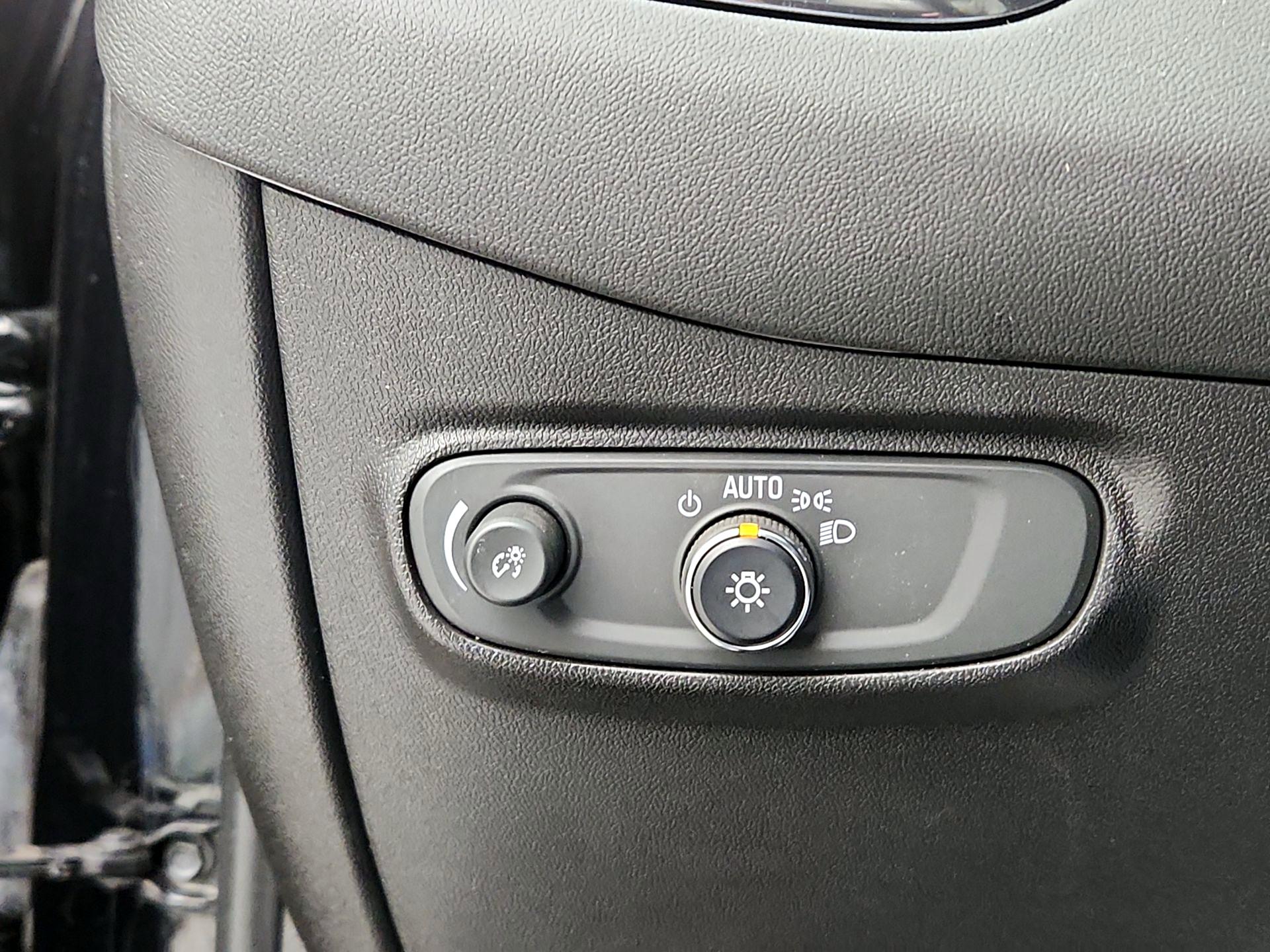 Thumbnail: 2023 Chevrolet Equinox - 13