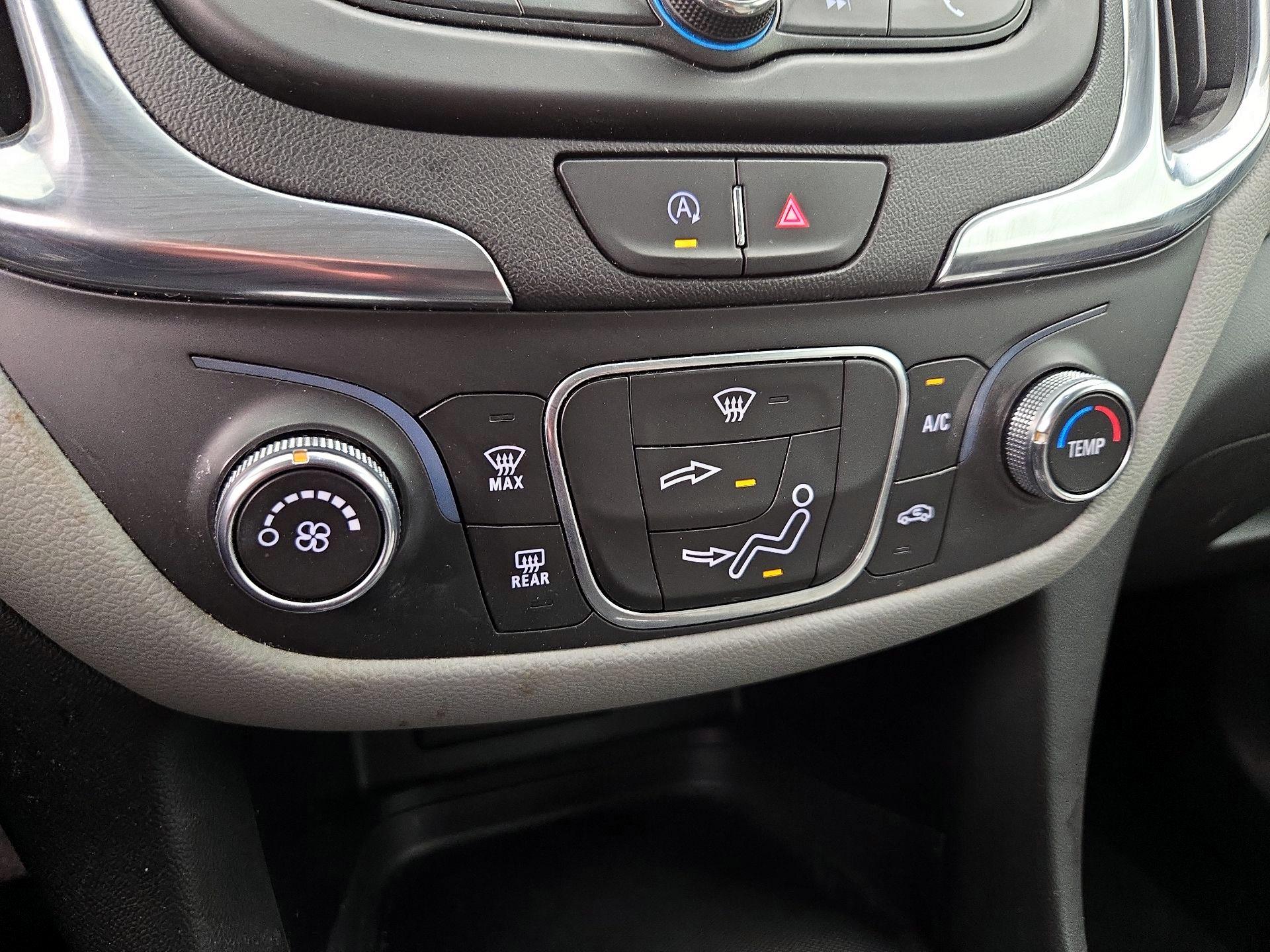 Thumbnail: 2022 Chevrolet Equinox - 16