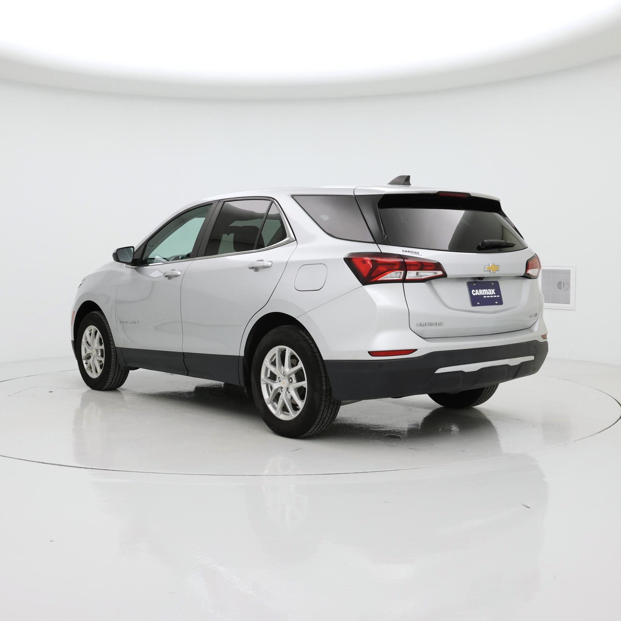 Thumbnail: 2022 Chevrolet Equinox - 2