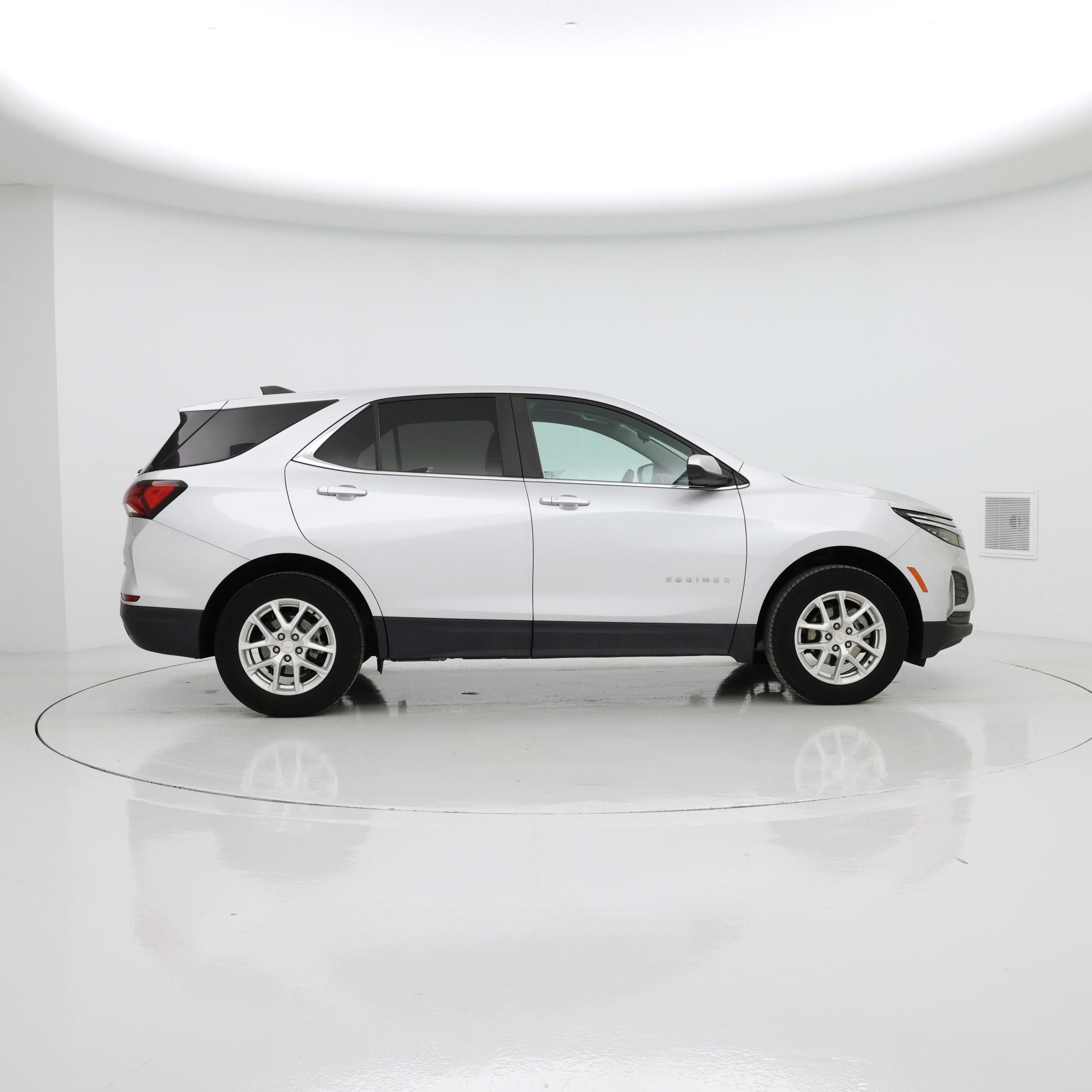 Thumbnail: 2022 Chevrolet Equinox - 7