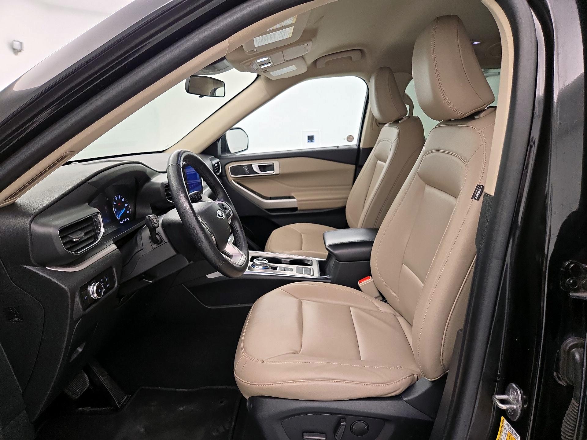 Thumbnail: 2023 Ford Explorer - 11