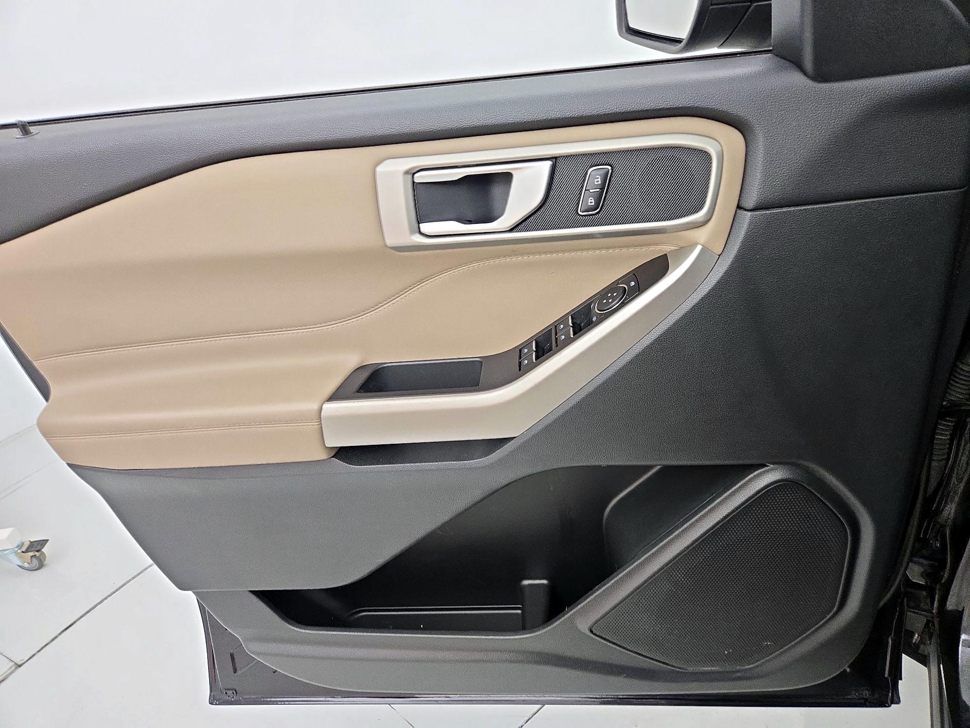 Thumbnail: 2023 Ford Explorer - 12