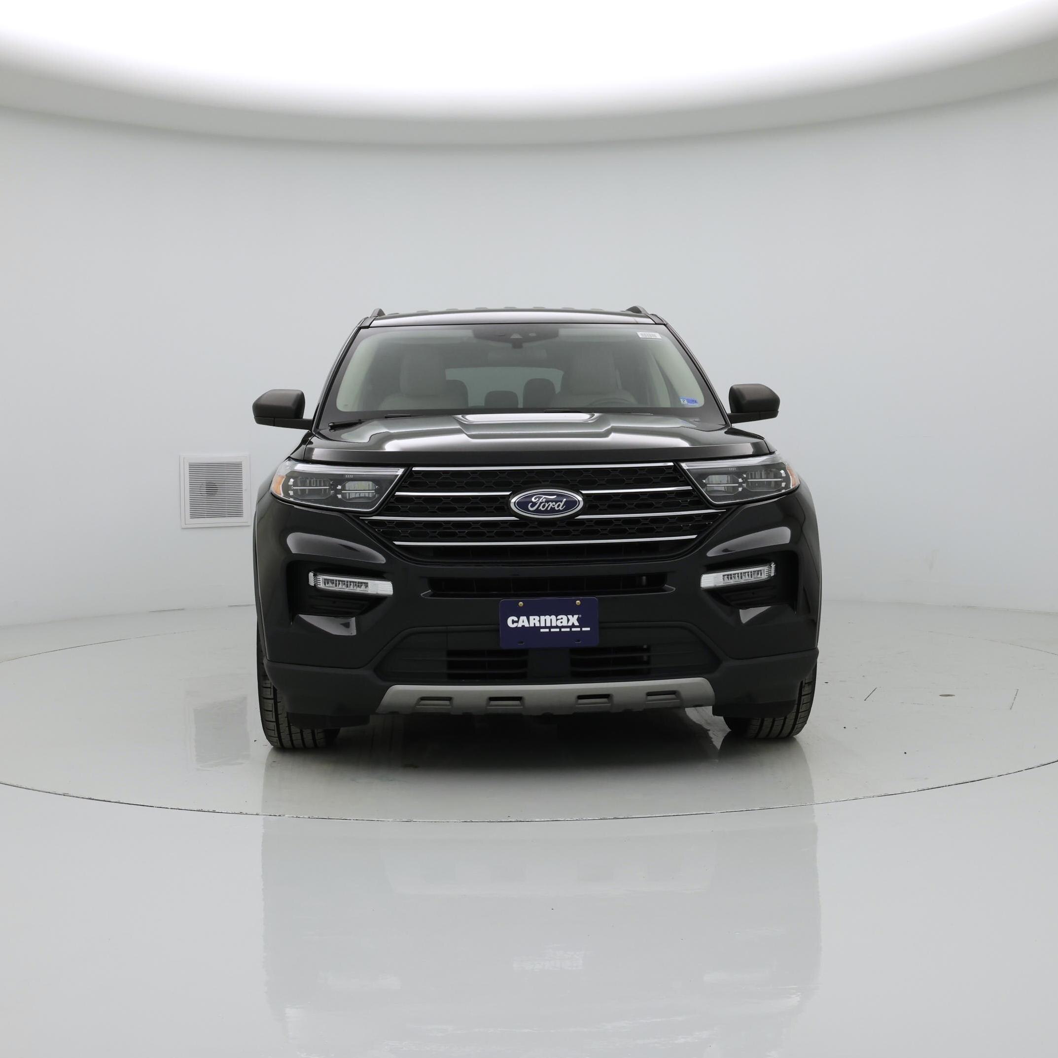 Thumbnail: 2023 Ford Explorer - 5