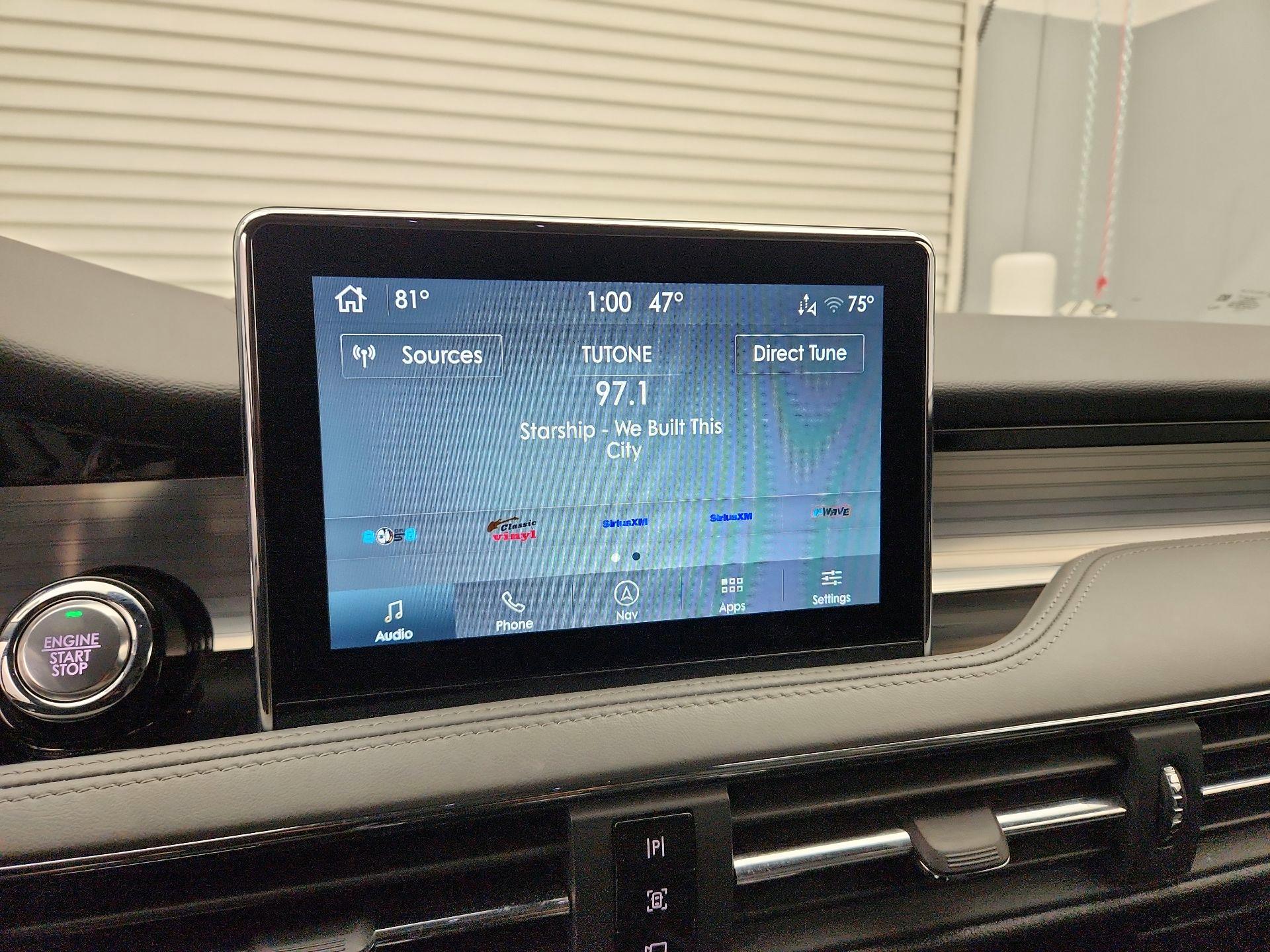 Thumbnail: 2022 Lincoln Corsair - 16