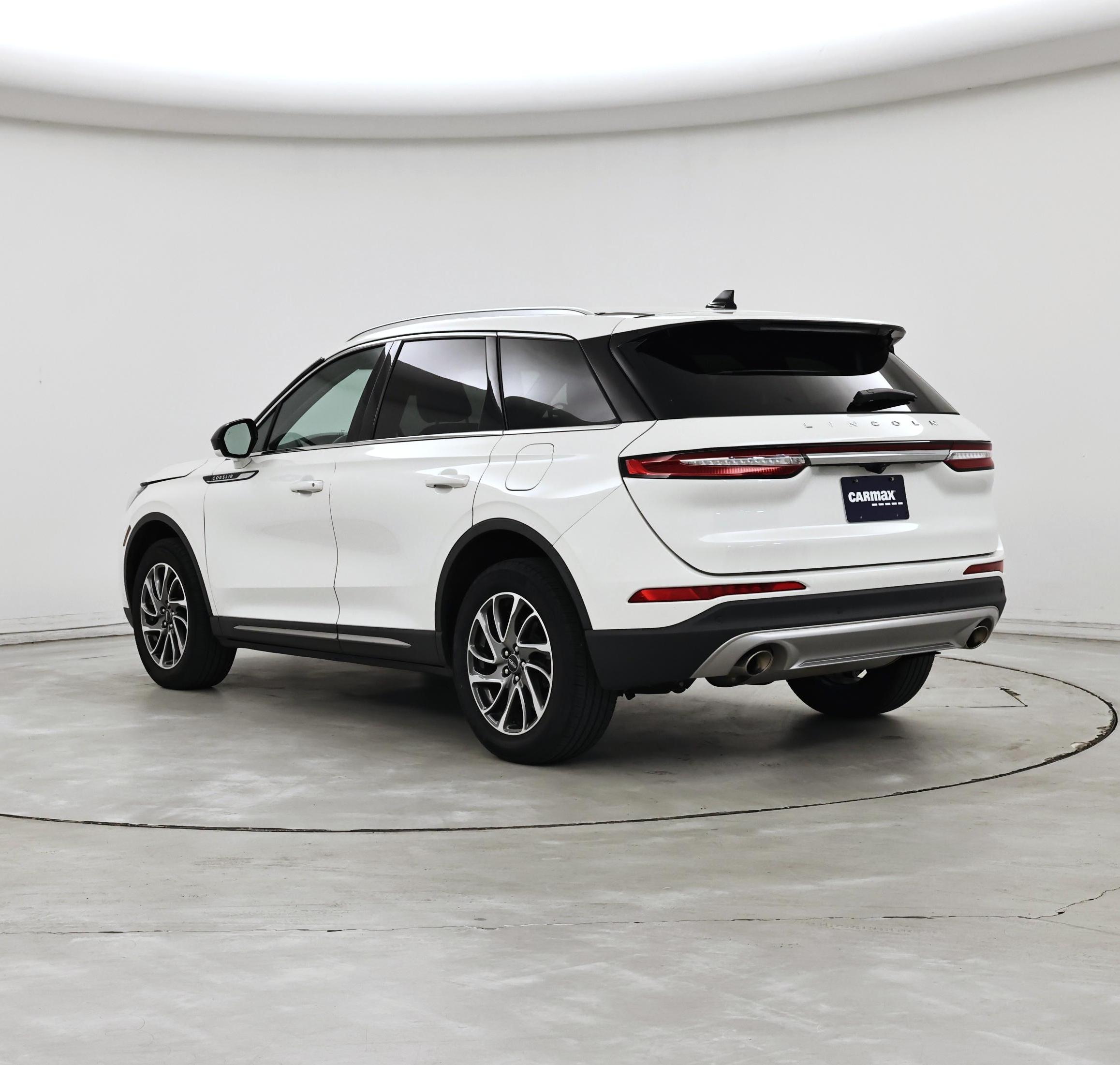 Thumbnail: 2022 Lincoln Corsair - 2